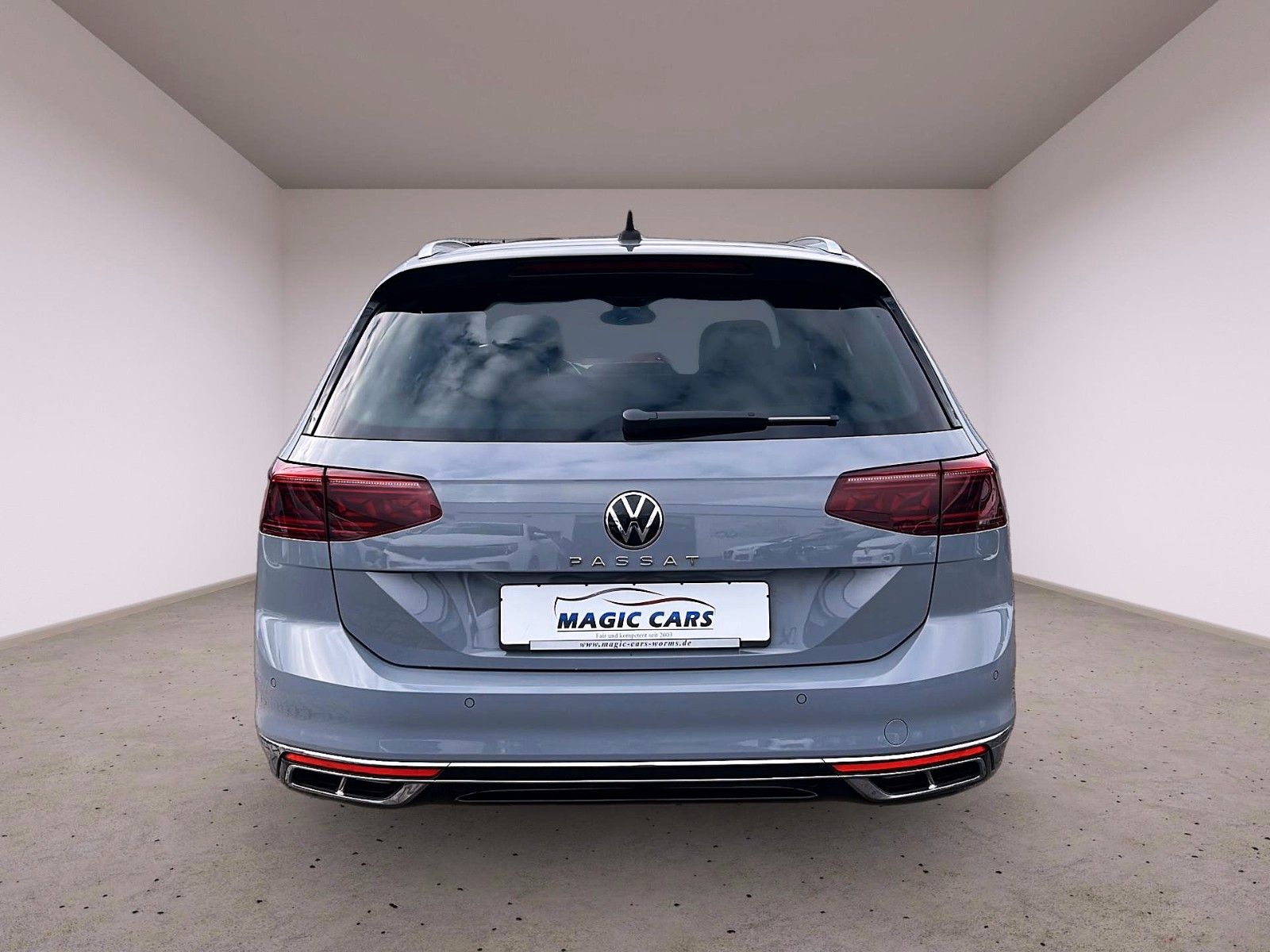 Fahrzeugabbildung Volkswagen Passat Variant 2.0 TDI DSG R-Line *Pano*Stand*