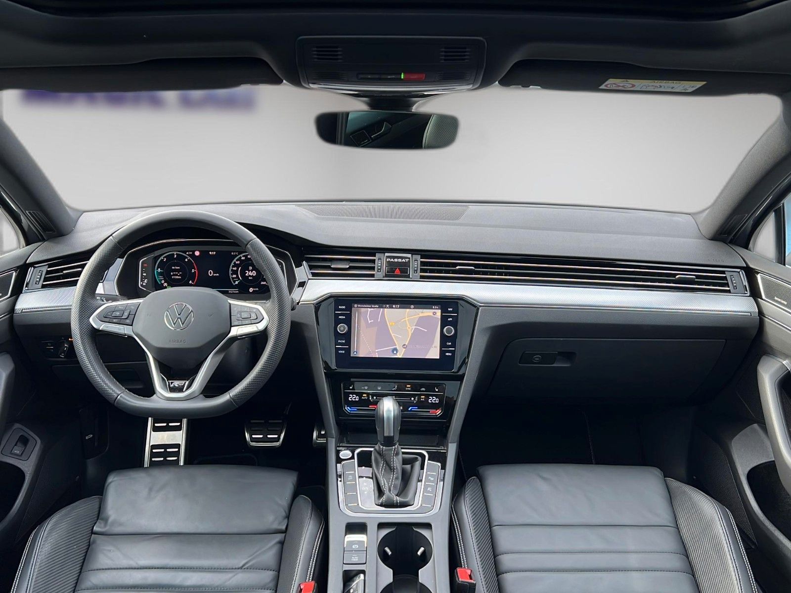 Fahrzeugabbildung Volkswagen Passat Variant 2.0 TDI DSG R-Line *Pano*Stand*
