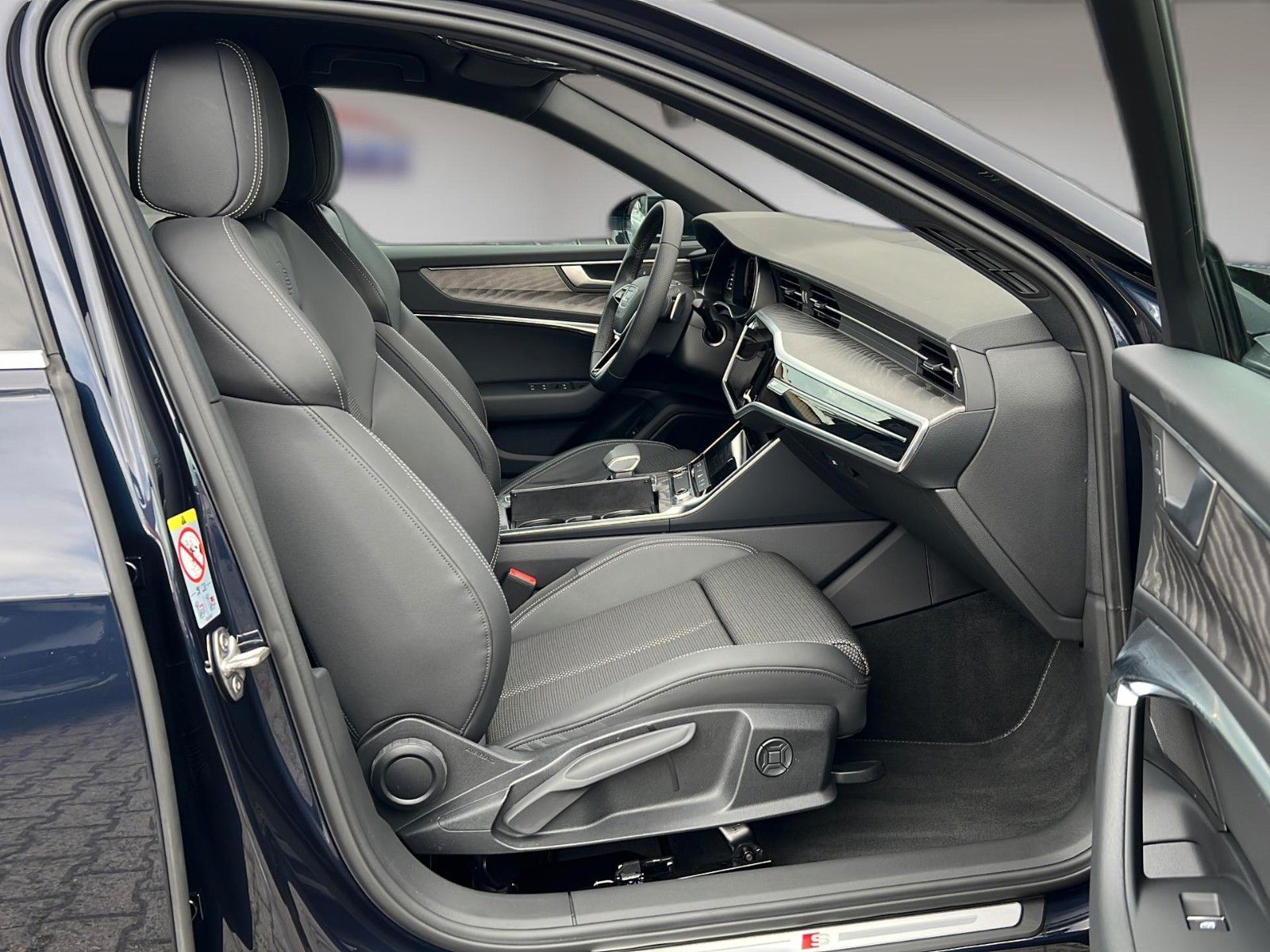 Fahrzeugabbildung Audi A6 35 TDI Lim. S tronic S line *Matrix*Virtual*