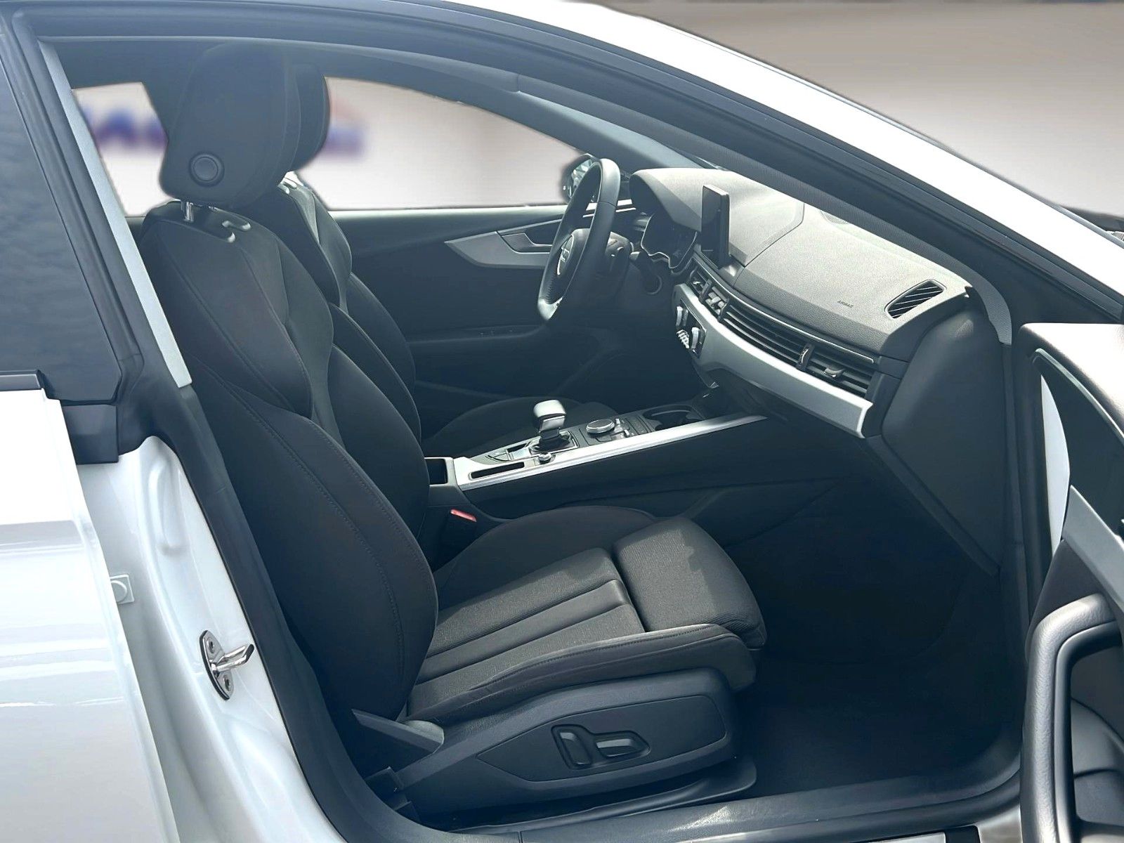 Fahrzeugabbildung Audi A5 Sportback 40TFSI S-Line Black Style*Pano*AHK*