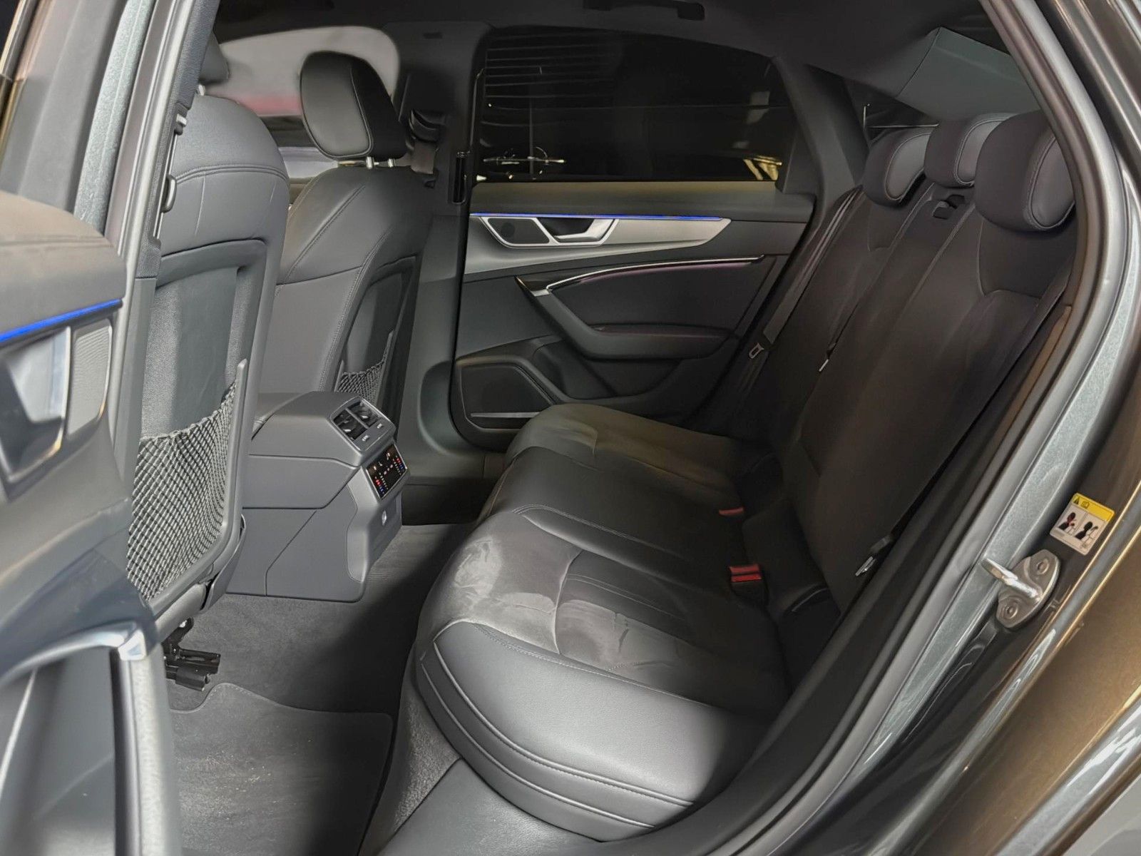 Fahrzeugabbildung Audi A6 45 TDI quattro S-LINE*HD-Matrix*Pano*Virtual*