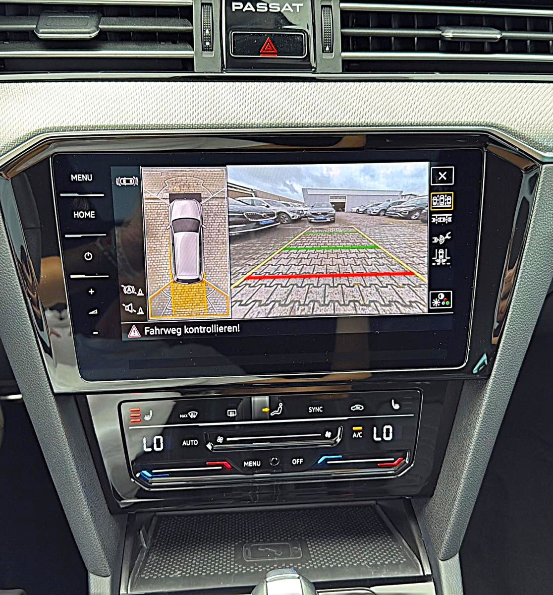 Fahrzeugabbildung Volkswagen Passat Variant 2.0 TDI R-Line *Matrix*Pano*H&K*