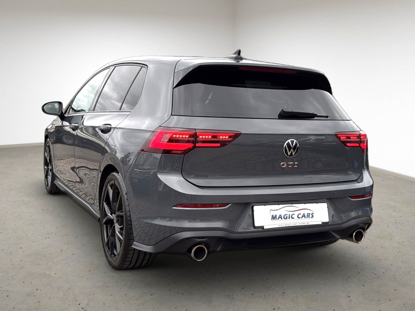 Fahrzeugabbildung Volkswagen Golf VIII Lim. GTI*Black Style*Leder*Memory*H&K*