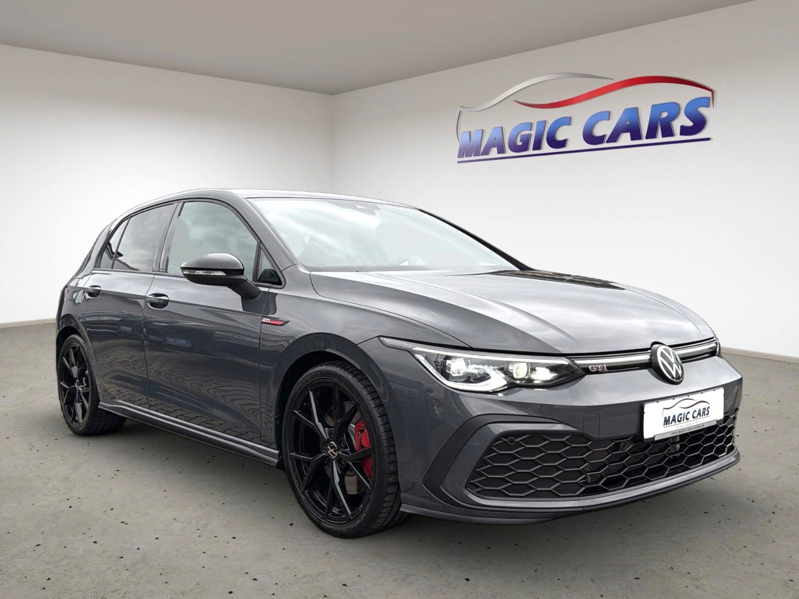 Fahrzeugabbildung Volkswagen Golf VIII Lim. GTI*Black Style*Leder*Memory*H&K*