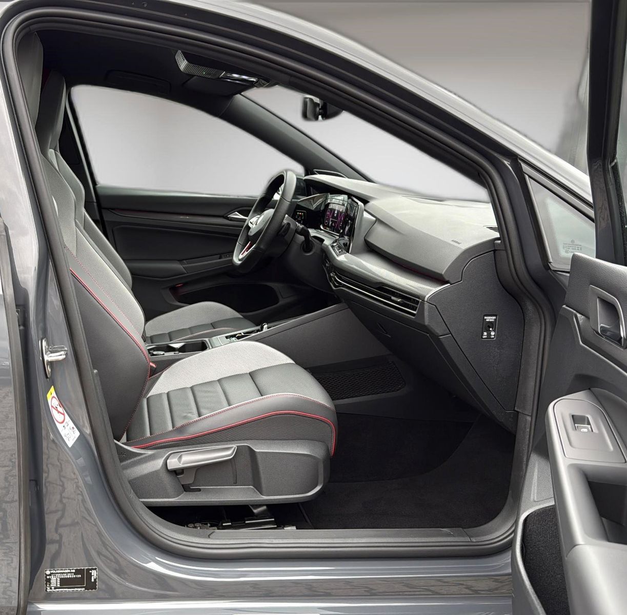 Fahrzeugabbildung Volkswagen Golf VIII Lim. GTI*Black Style*Leder*Memory*H&K*