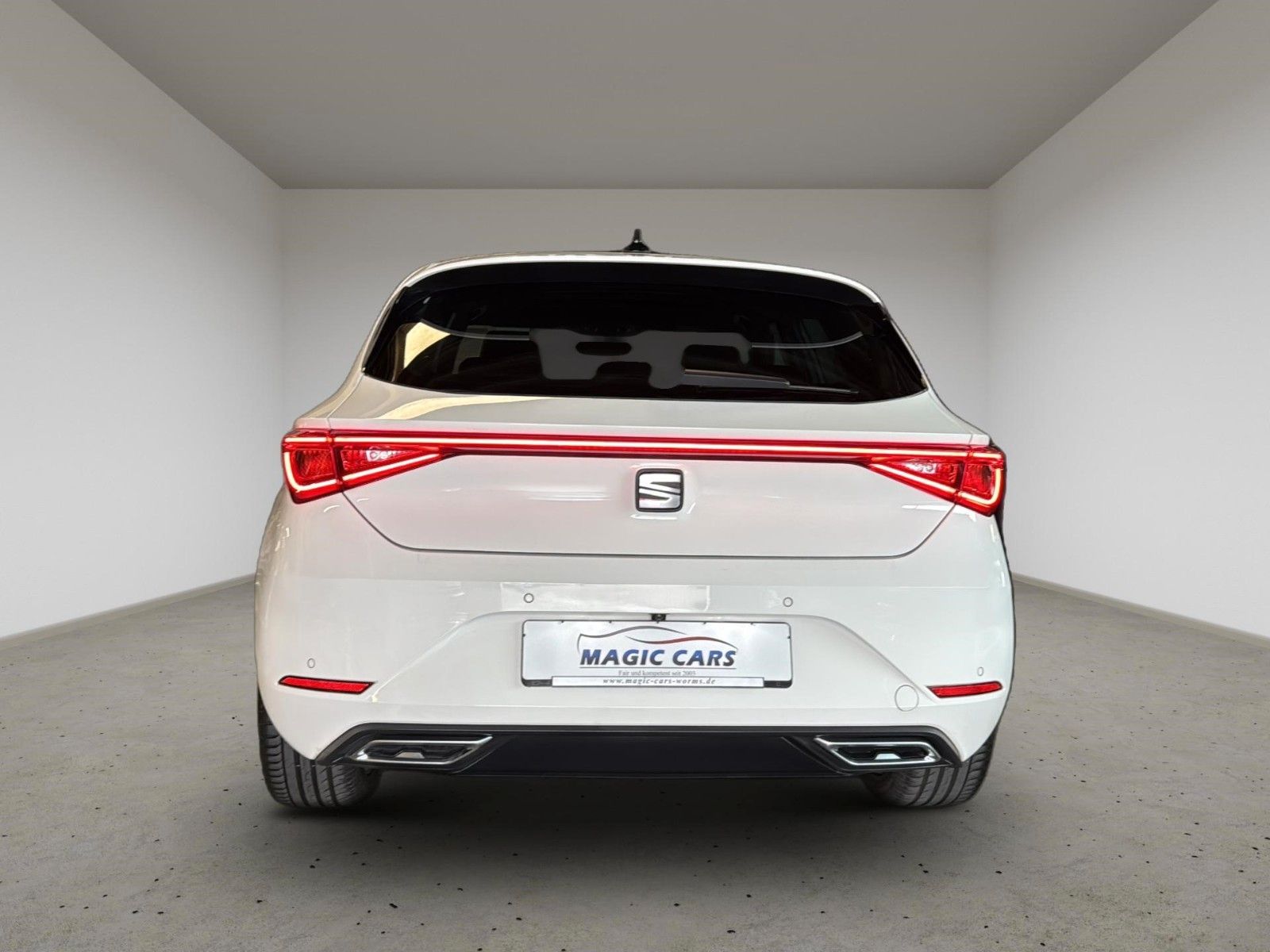 Fahrzeugabbildung SEAT Leon FR 2.0 TDI*Pano-Dach*Beats*DAB*Leder*Memory