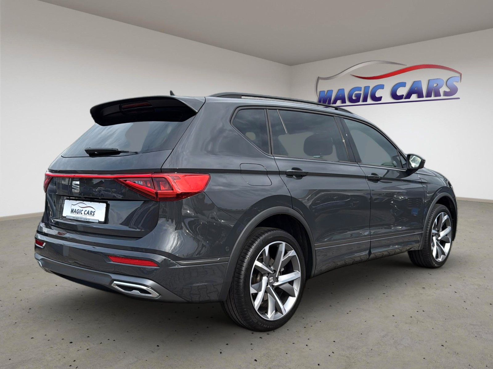 Fahrzeugabbildung SEAT Tarraco FR 4Drive*Pano-Dach*AHK*Leder*Drive*Cam.