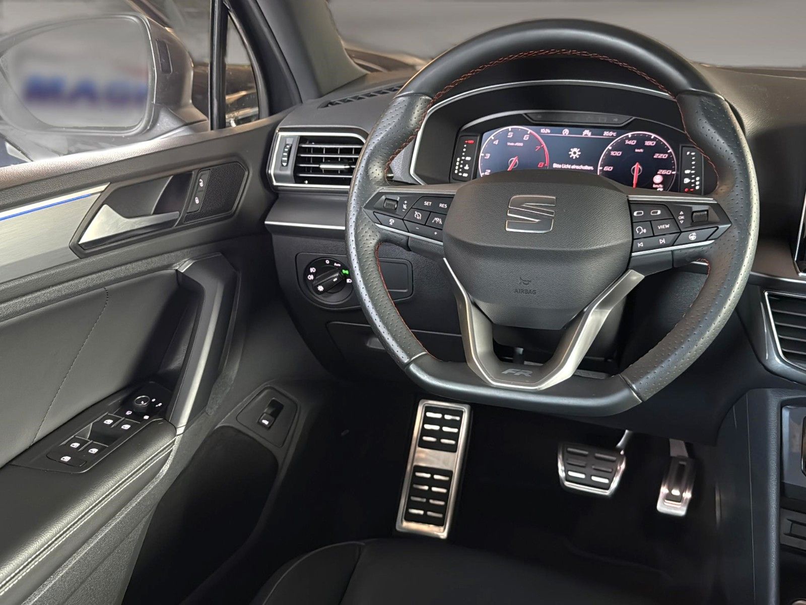 Fahrzeugabbildung SEAT Tarraco FR 4Drive*Pano-Dach*AHK*Leder*Drive*Cam.