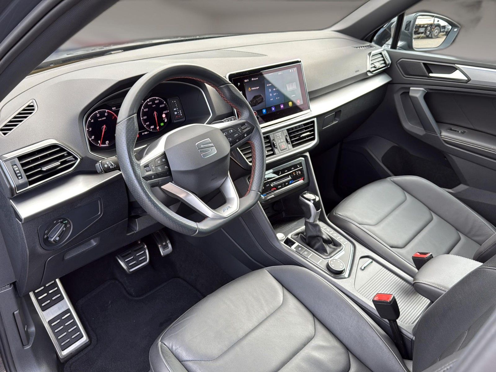 Fahrzeugabbildung SEAT Tarraco FR 4Drive*Pano-Dach*AHK*Leder*Drive*Cam.