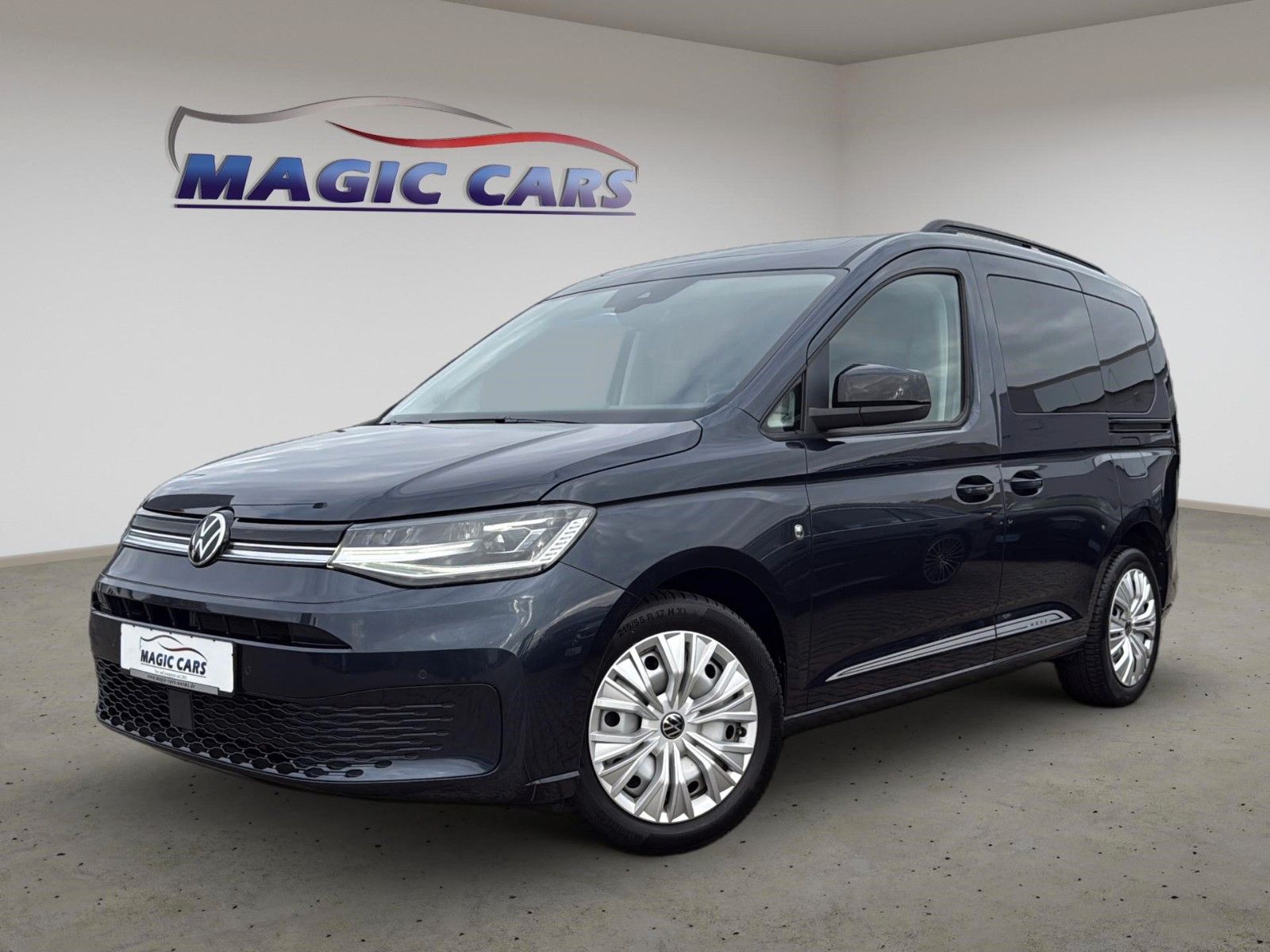 Fahrzeugabbildung Volkswagen Caddy 2.0 TDI Move *5Sitzer*Pano*AHK*LED*Virtual