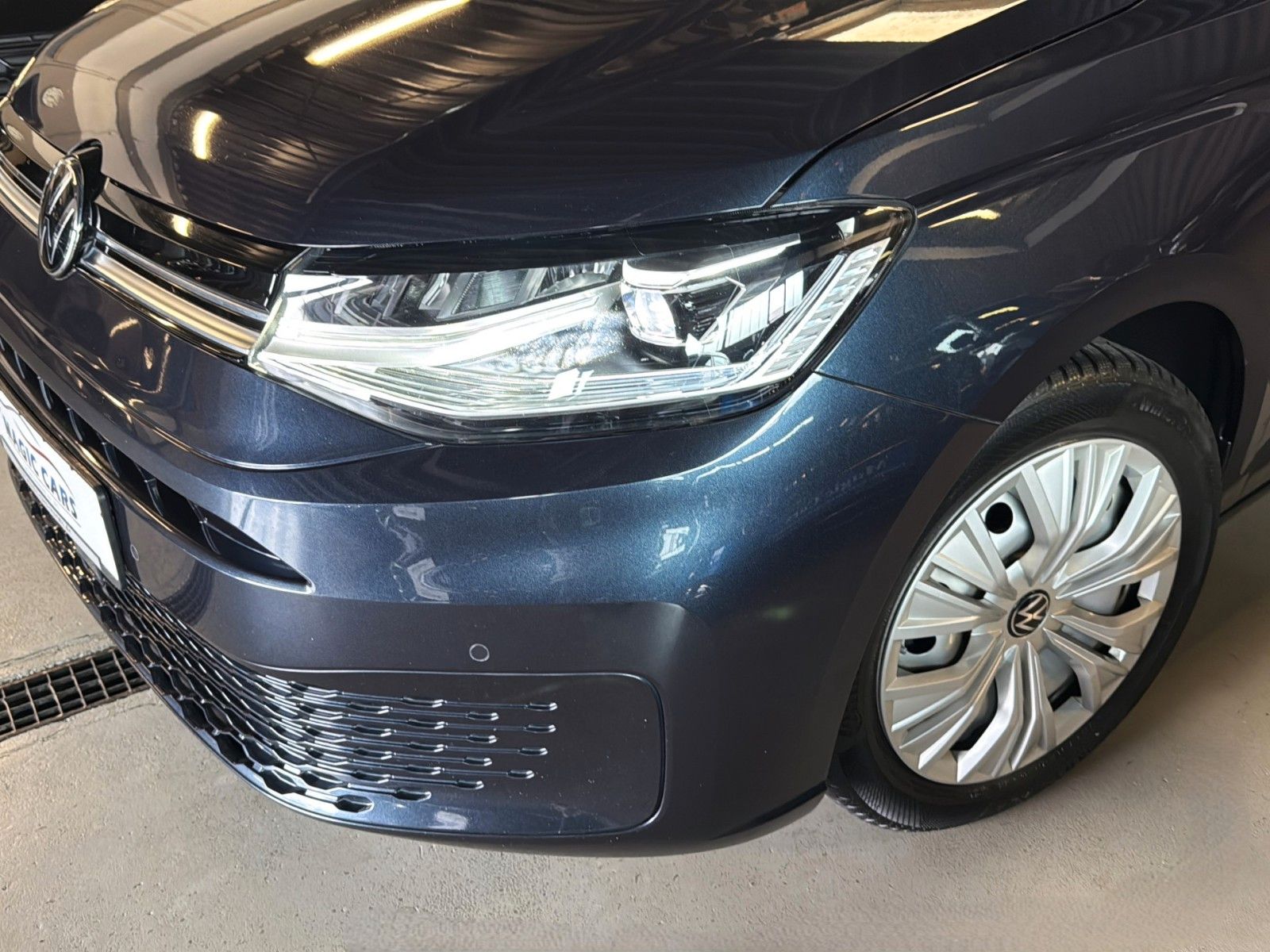 Fahrzeugabbildung Volkswagen Caddy 2.0 TDI Move *5Sitzer*Pano*AHK*LED*Virtual