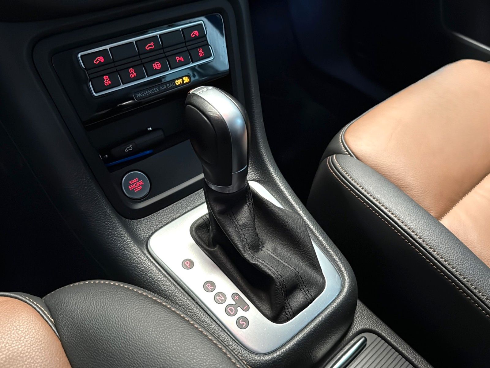 Fahrzeugabbildung SEAT Alhambra 1.4 TSI DSG XCELLENCE *Stand*AHK*Leder*