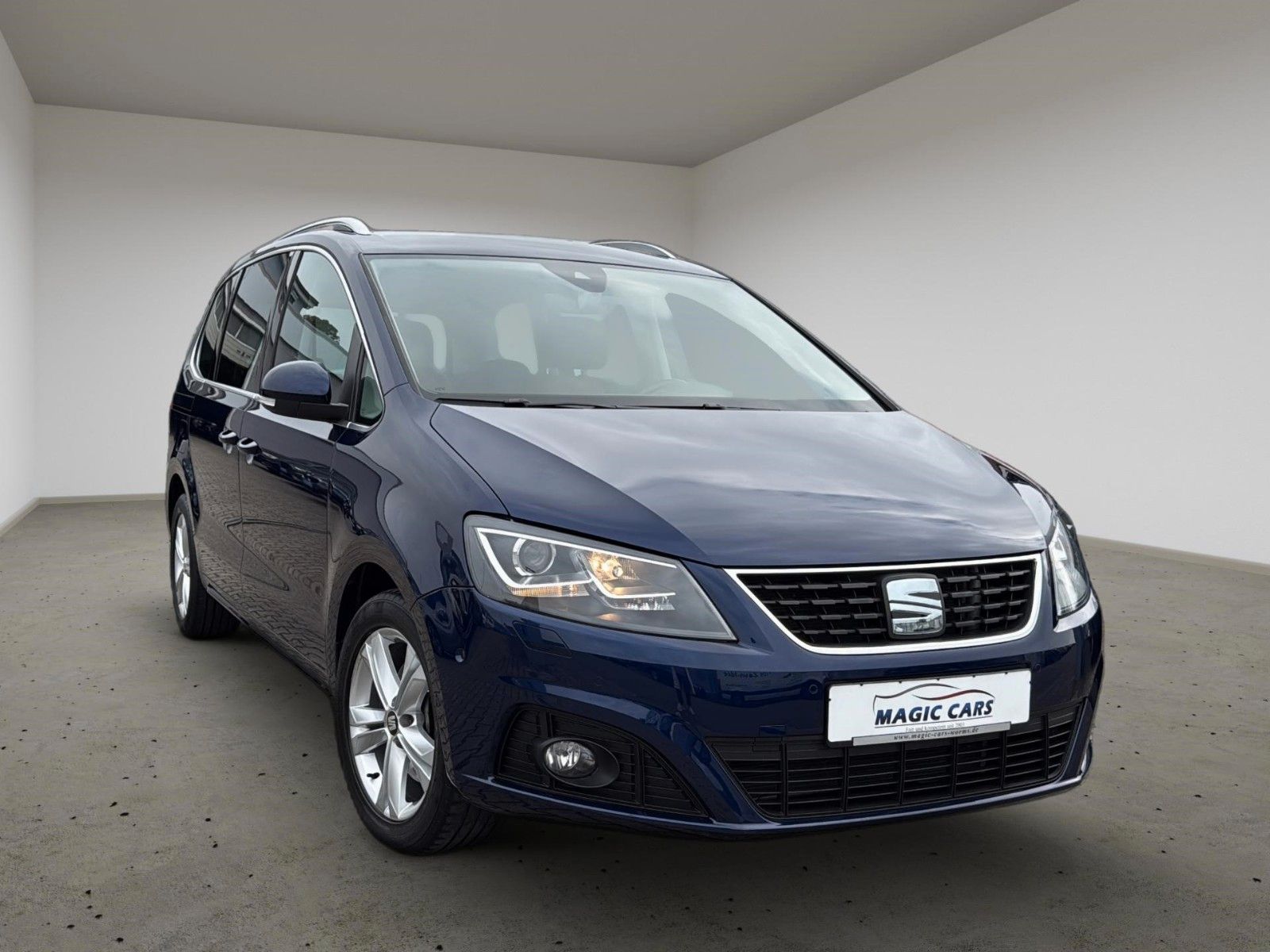 Fahrzeugabbildung SEAT Alhambra 1.4 TSI DSG XCELLENCE *Stand*AHK*Leder*