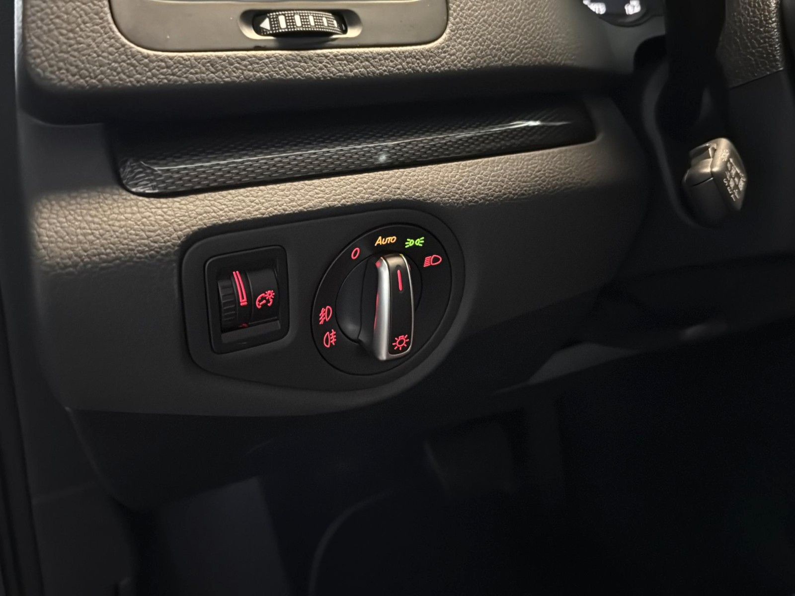 Fahrzeugabbildung SEAT Alhambra 1.4 TSI DSG XCELLENCE *Stand*AHK*Leder*