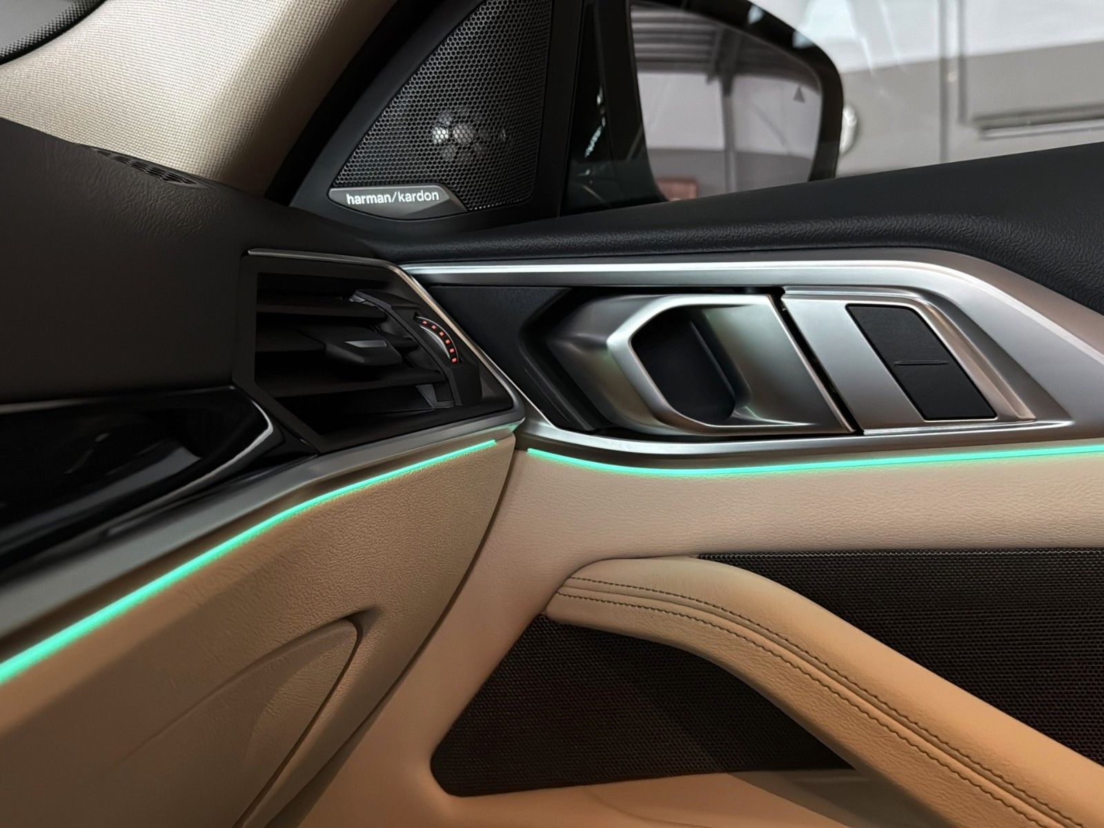 Fahrzeugabbildung BMW 420 d Coupe*Aut.*San Remo Grün*Leder Beige*H&K*