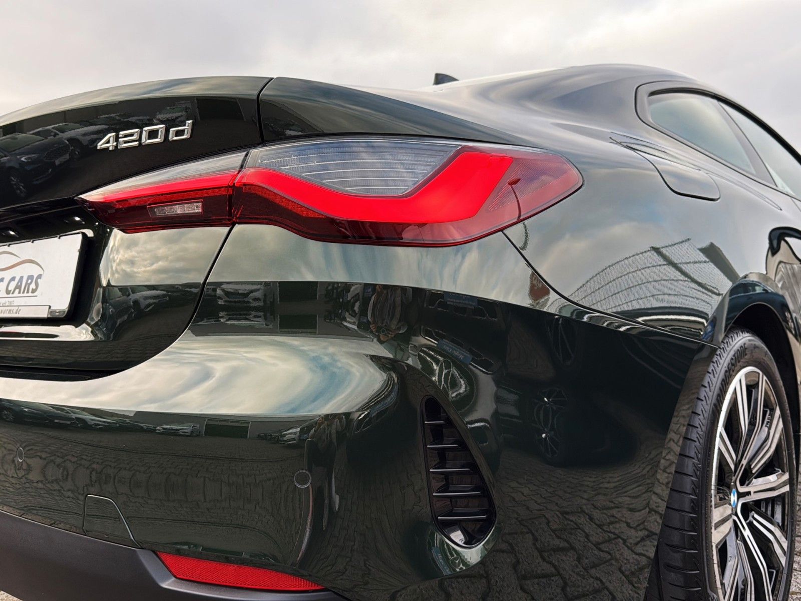 Fahrzeugabbildung BMW 420 d Coupe*Aut.*San Remo Grün*Leder Beige*H&K*