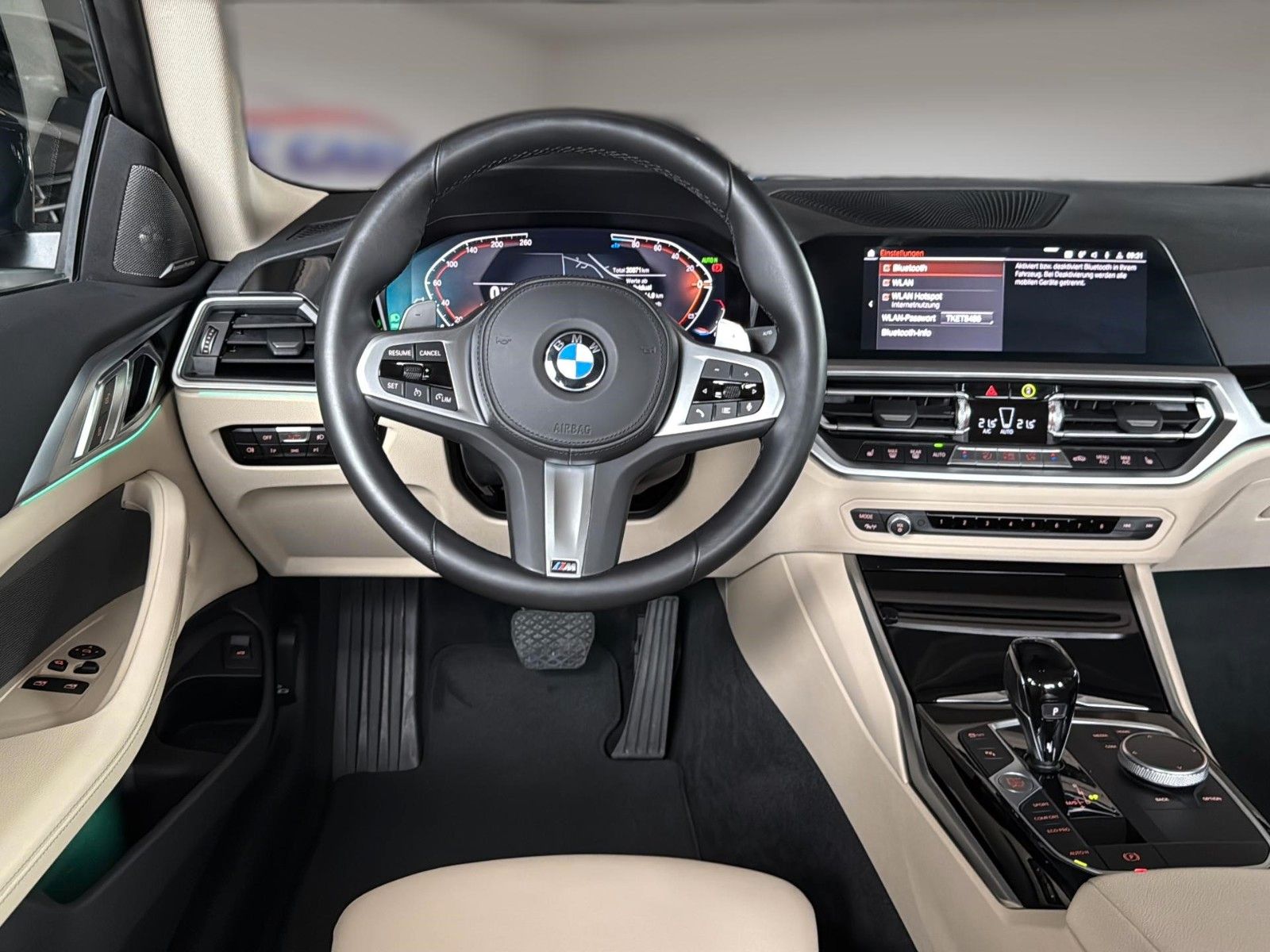 Fahrzeugabbildung BMW 420 d Coupe*Aut.*San Remo Grün*Leder Beige*H&K*