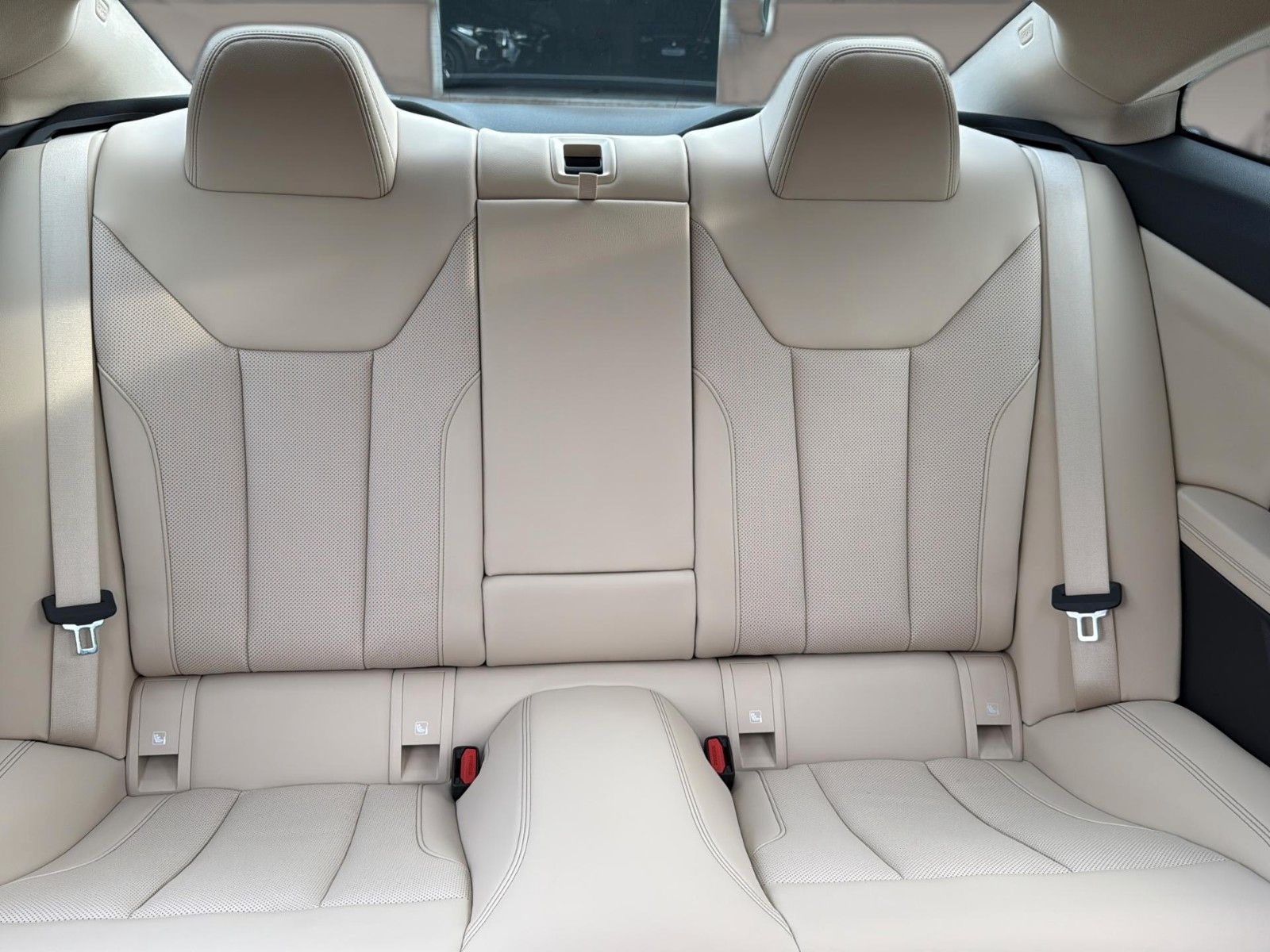 Fahrzeugabbildung BMW 420 d Coupe*Aut.*San Remo Grün*Leder Beige*H&K*