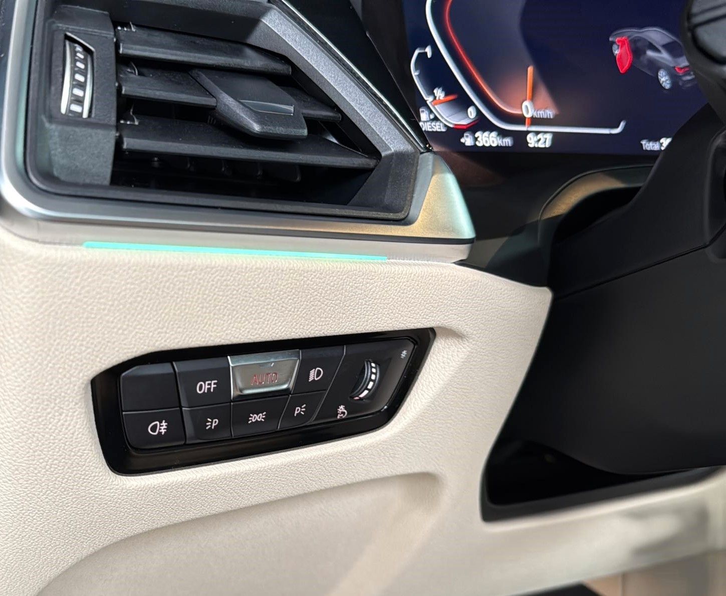 Fahrzeugabbildung BMW 420 d Coupe*Aut.*San Remo Grün*Leder Beige*H&K*