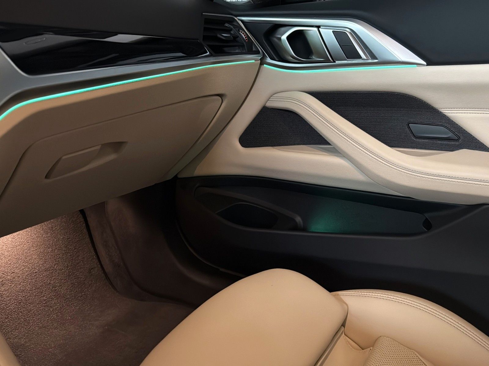 Fahrzeugabbildung BMW 420 d Coupe*Aut.*San Remo Grün*Leder Beige*H&K*