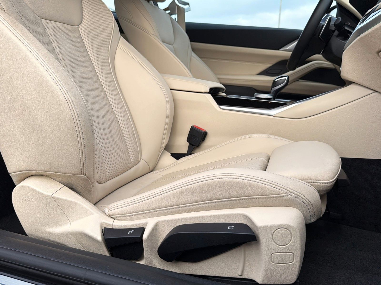 Fahrzeugabbildung BMW 420 d Coupe*Aut.*San Remo Grün*Leder Beige*H&K*