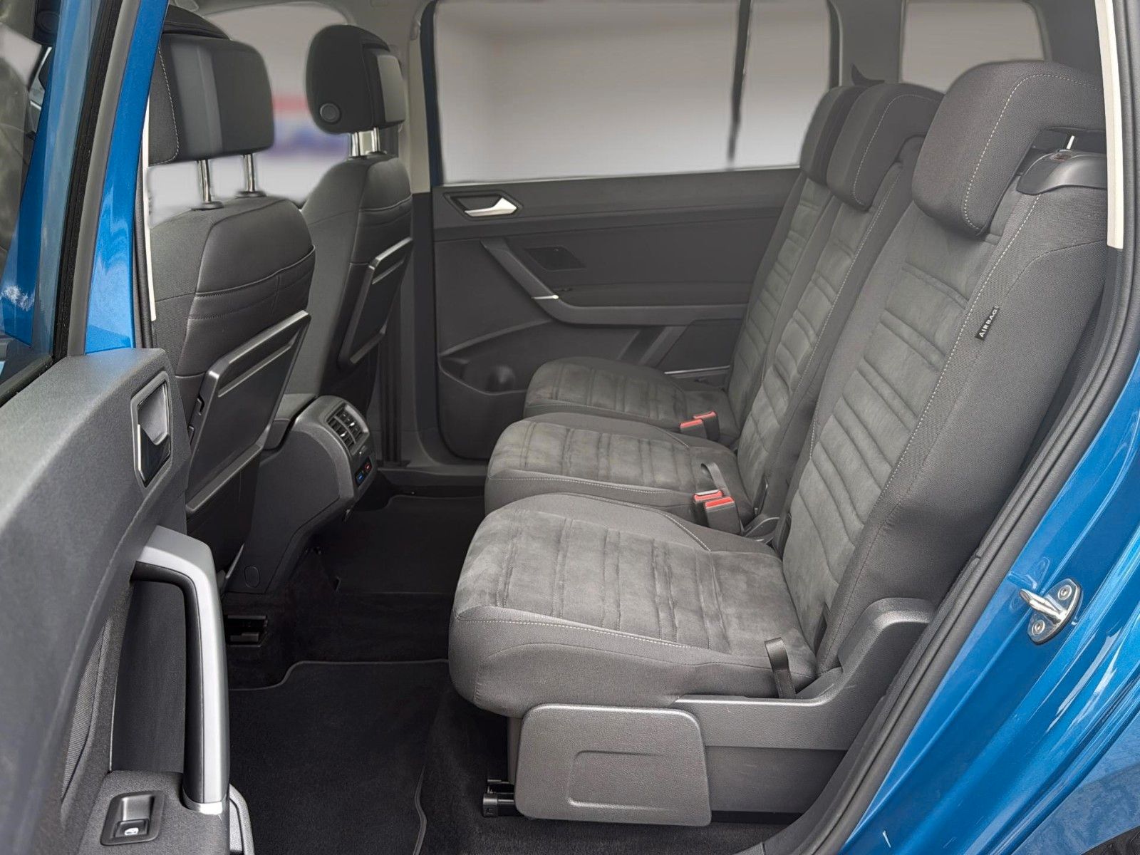 Fahrzeugabbildung Volkswagen Touran 2.0 TDI DSG Comfortline*Pano*Stand*7Sitze