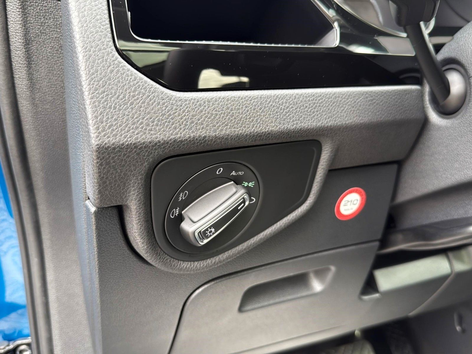 Fahrzeugabbildung Volkswagen Touran 2.0 TDI DSG Comfortline*Pano*Stand*7Sitze