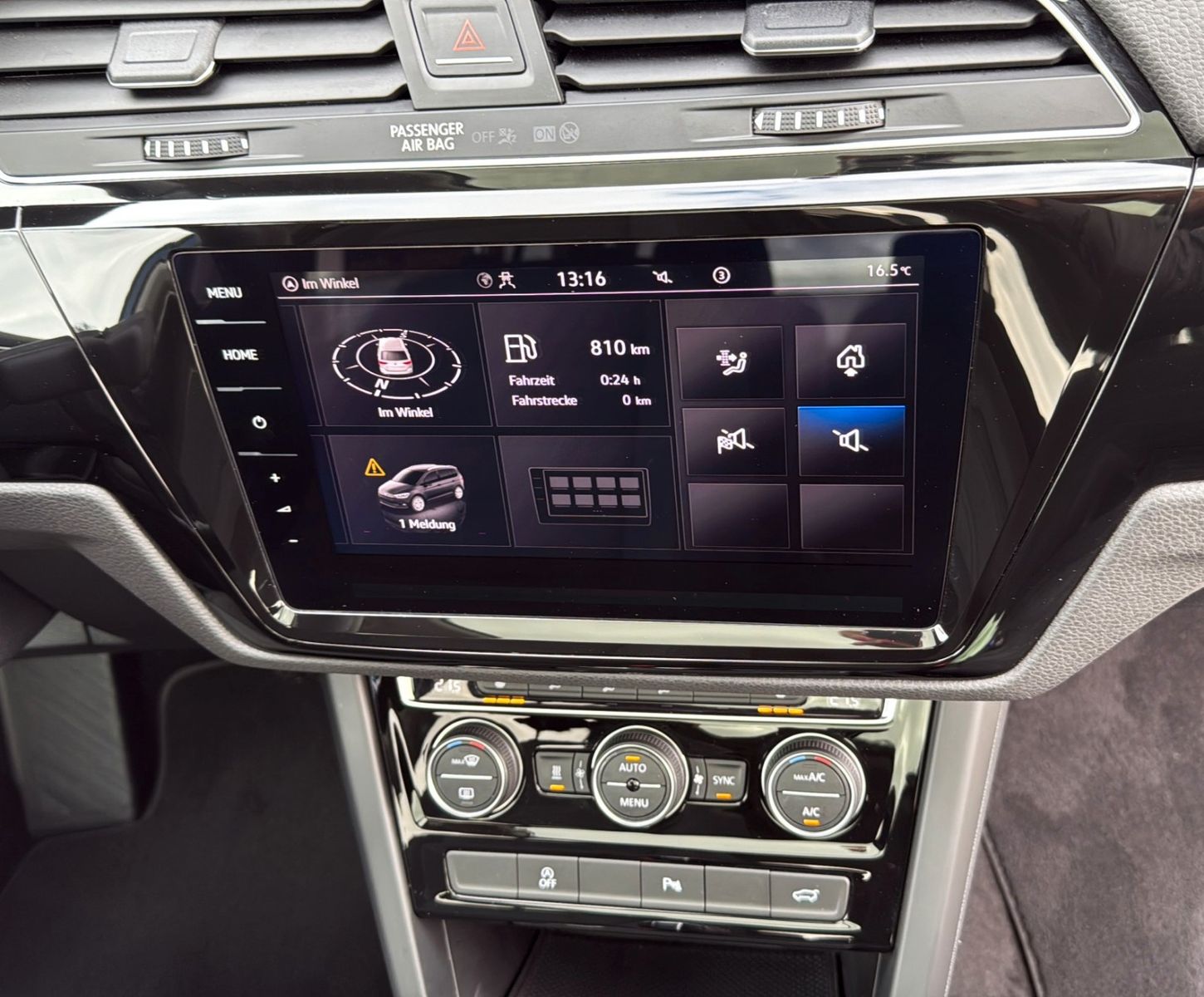 Fahrzeugabbildung Volkswagen Touran 2.0 TDI DSG Comfortline*Pano*Stand*7Sitze