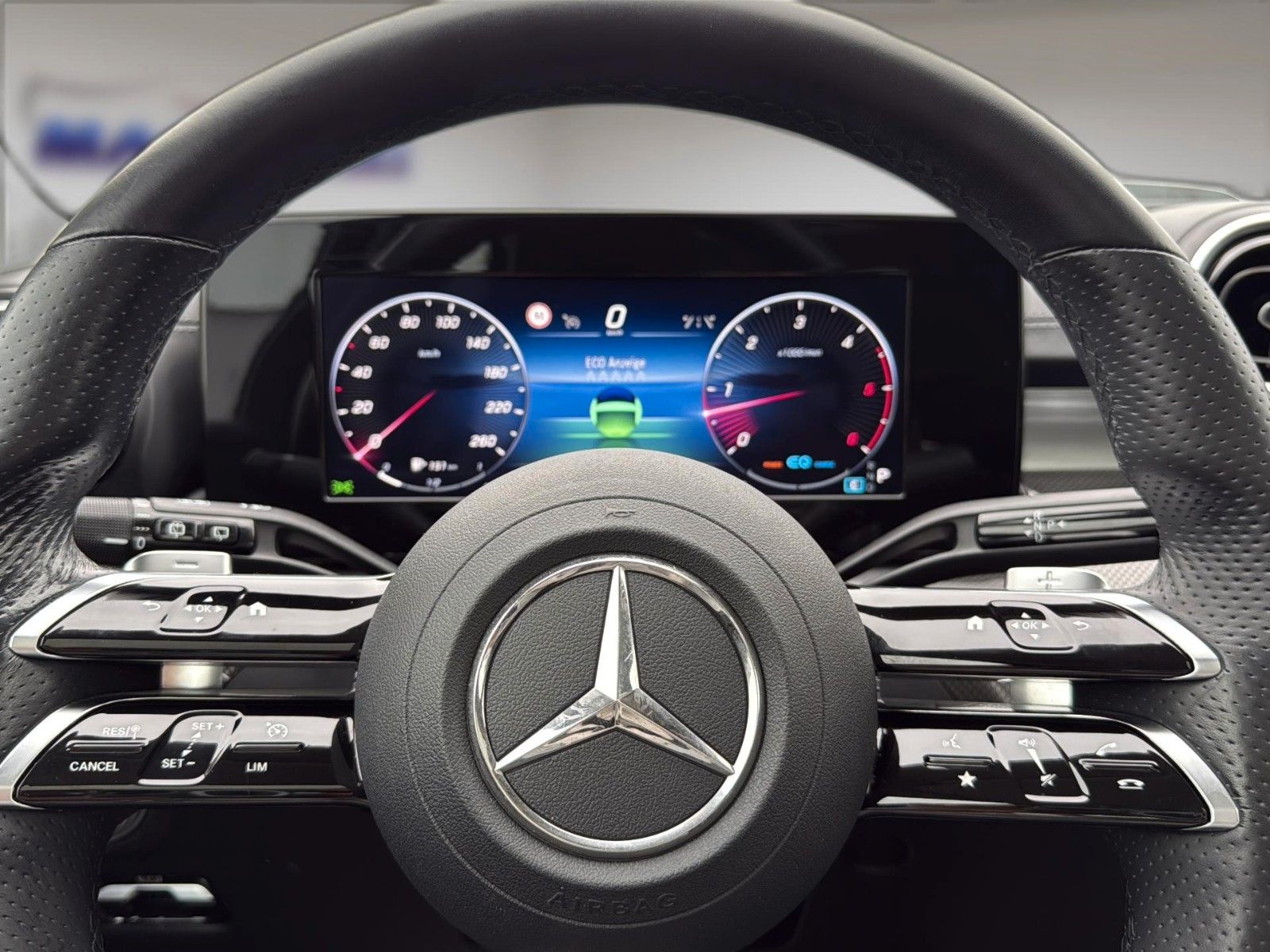 Fahrzeugabbildung Mercedes-Benz C 220 d T 9G-TRONIC AMG Line *LED*Pano*19Zoll*