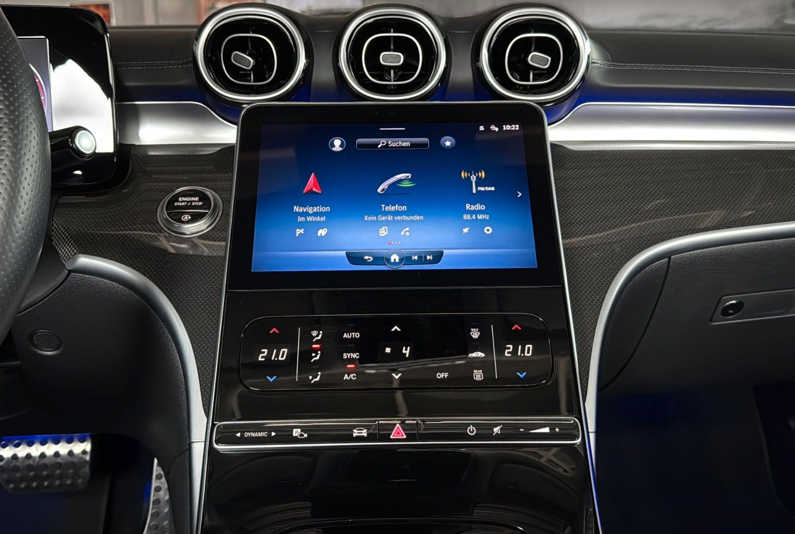 Fahrzeugabbildung Mercedes-Benz C 220 d T 9G-TRONIC AMG Line *LED*Pano*19Zoll*