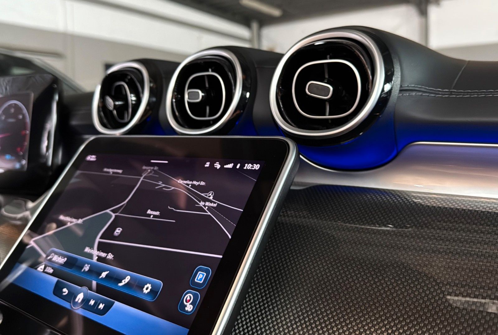 Fahrzeugabbildung Mercedes-Benz C 220 d T 9G-TRONIC AMG Line *LED*Pano*19Zoll*