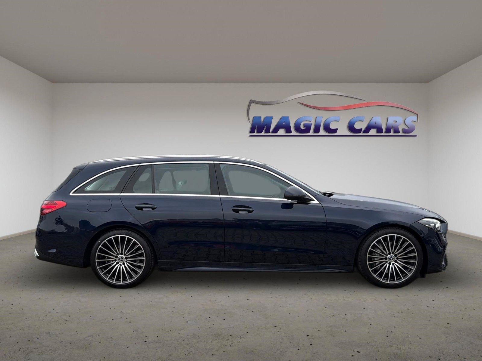 Fahrzeugabbildung Mercedes-Benz C 220 d T 9G-TRONIC AMG Line *LED*Pano*19Zoll*