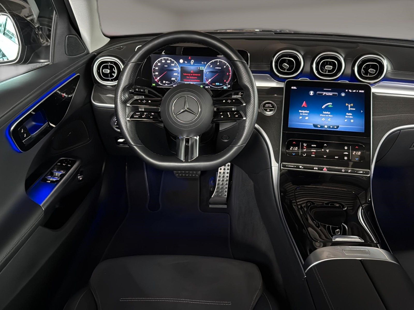 Fahrzeugabbildung Mercedes-Benz C 220 d T 9G-TRONIC AMG Line *LED*Pano*19Zoll*