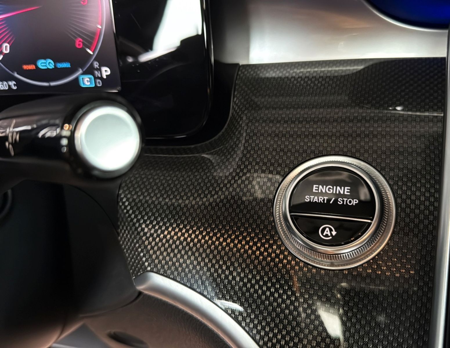 Fahrzeugabbildung Mercedes-Benz C 220 d T 9G-TRONIC AMG Line *LED*Pano*19Zoll*