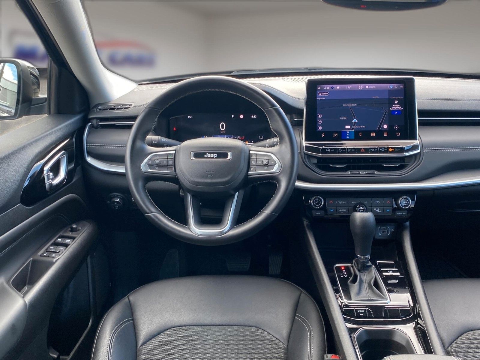 Fahrzeugabbildung Jeep Compass 1.3 GSE T4 Automatik Limited *LED*360°*