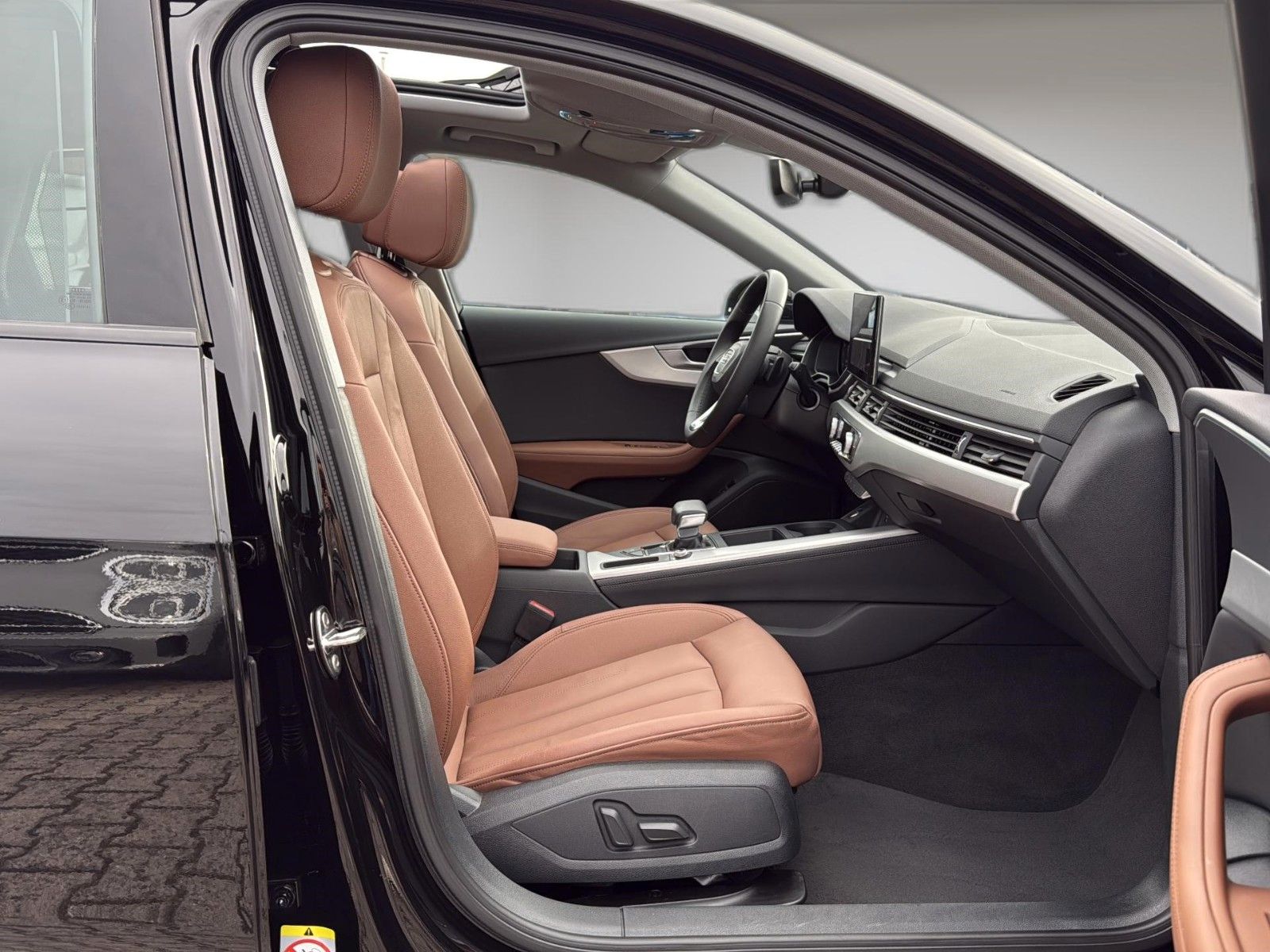 Fahrzeugabbildung Audi A4 Avant 40 TFSI advanced *Pano*Matrix*Virtual*