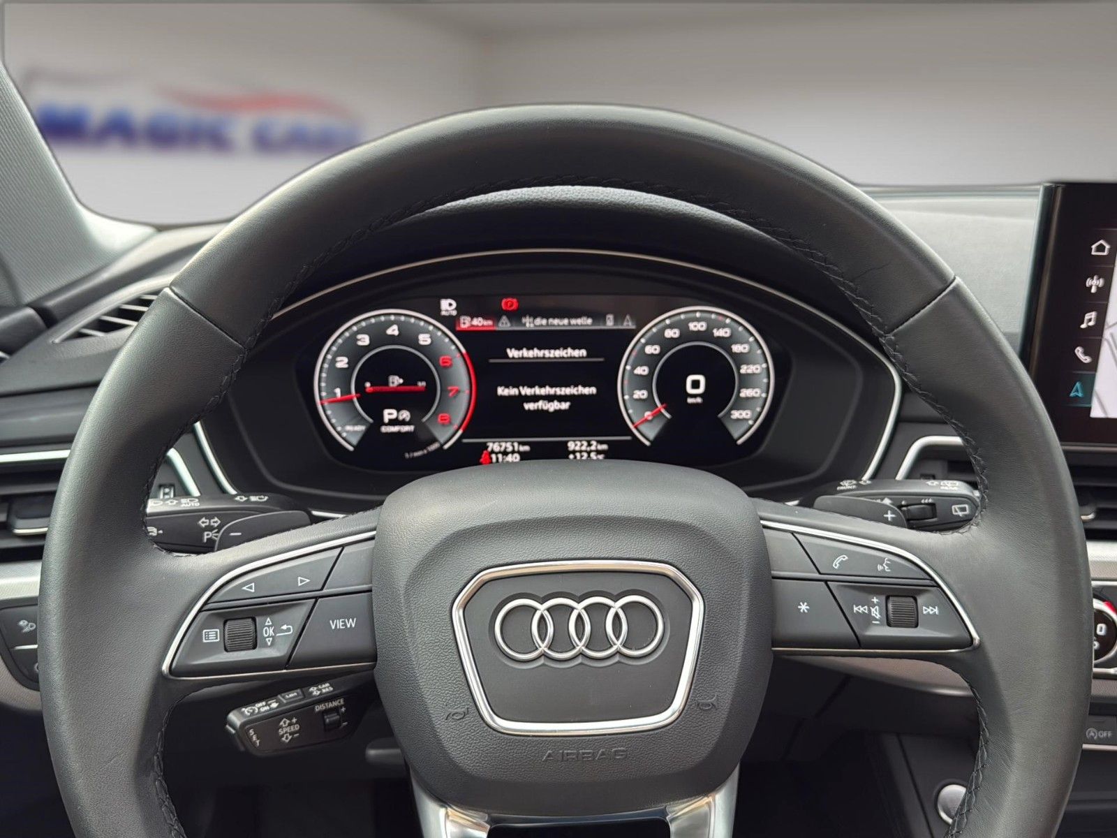 Fahrzeugabbildung Audi A4 Avant 40 TFSI advanced *Pano*Matrix*Virtual*