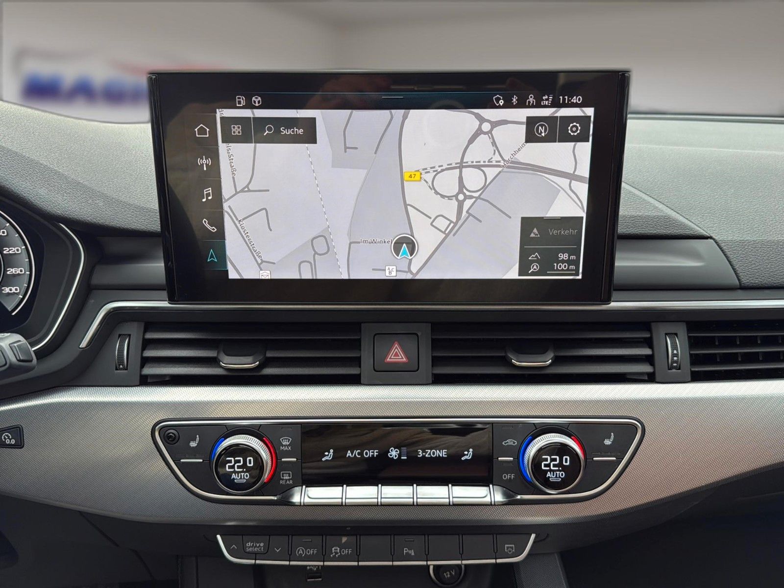 Fahrzeugabbildung Audi A4 Avant 40 TFSI advanced *Pano*Matrix*Virtual*