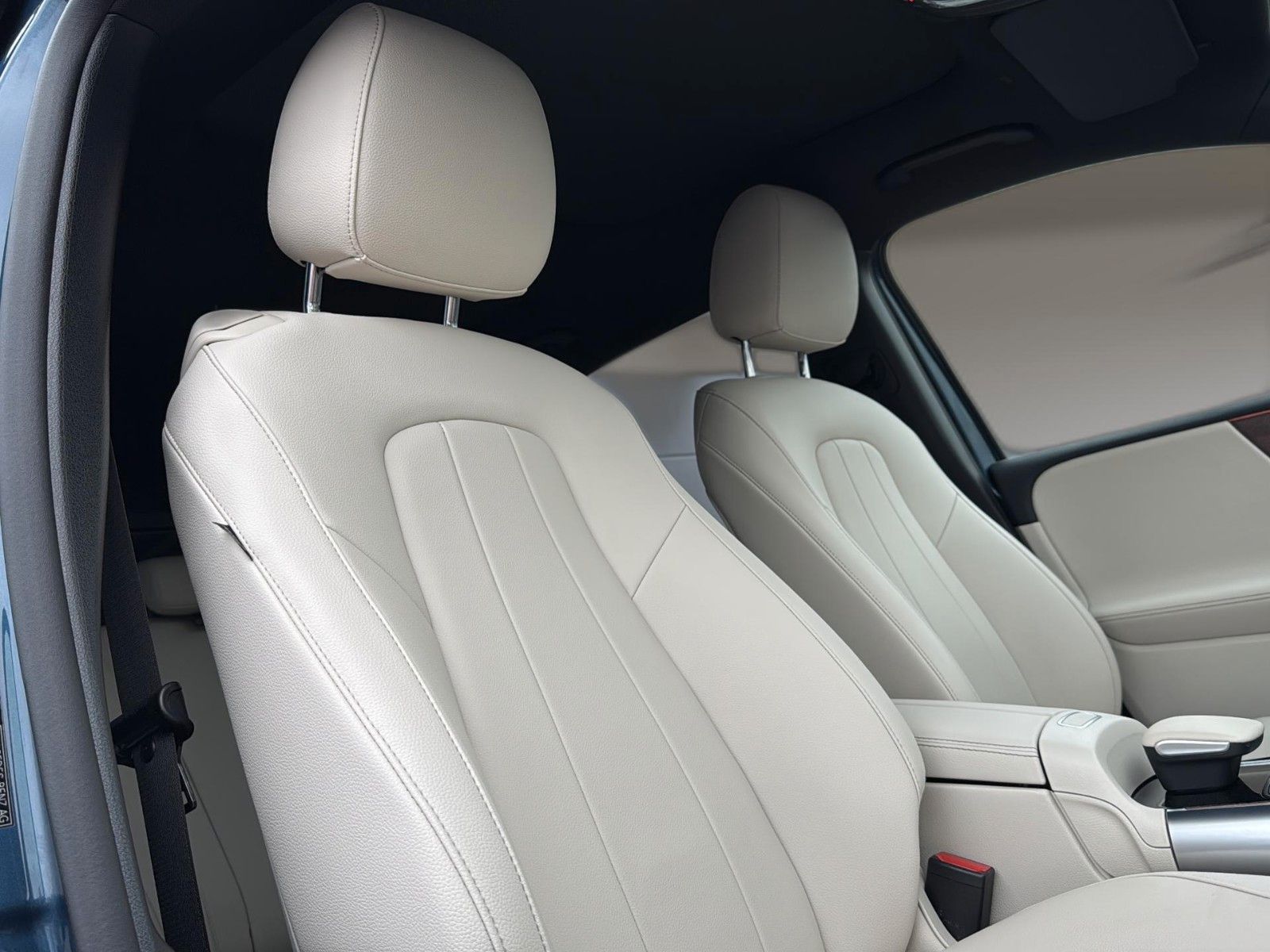 Fahrzeugabbildung Mercedes-Benz B 180 d 8G-DCT Progressive *Leder*Pano*AHK*Sth.*