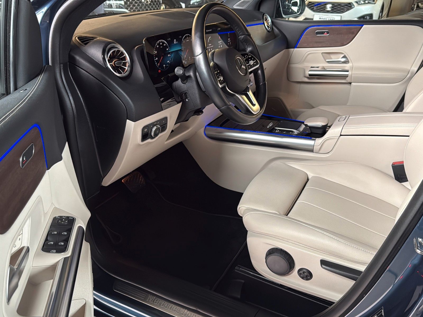 Fahrzeugabbildung Mercedes-Benz B 180 d 8G-DCT Progressive *Leder*Pano*AHK*Sth.*