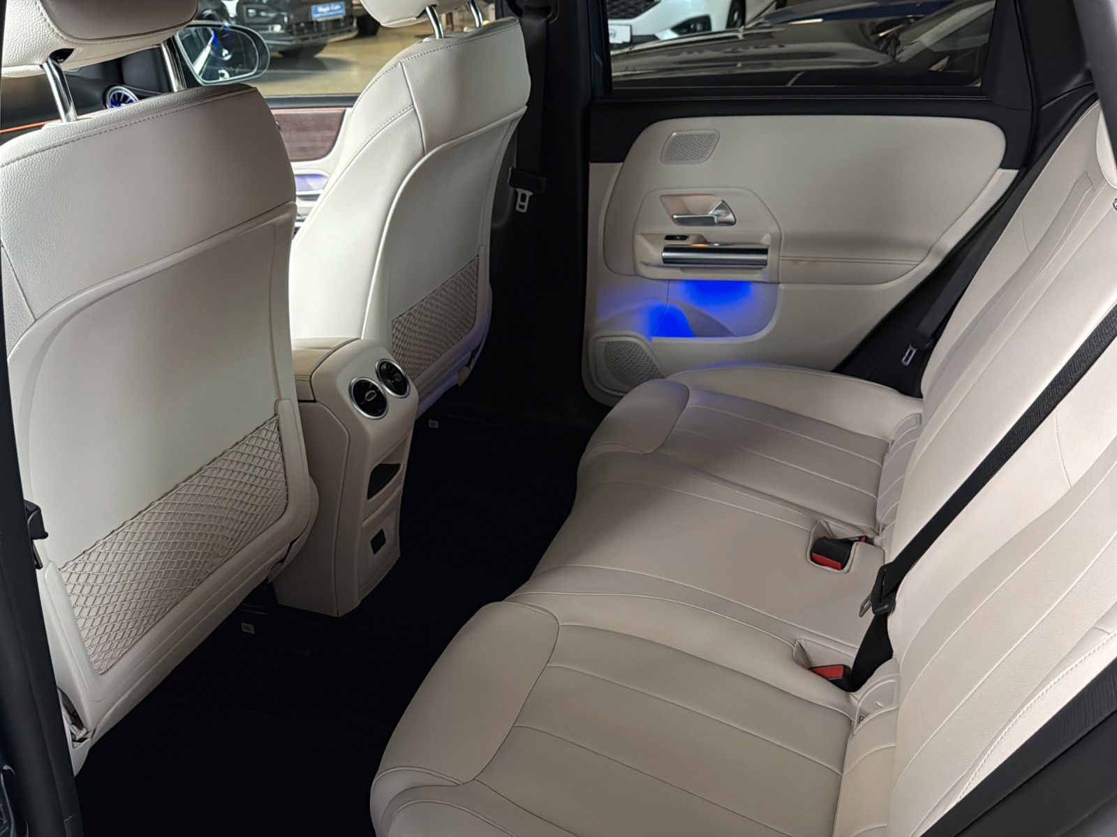 Fahrzeugabbildung Mercedes-Benz B 180 d 8G-DCT Progressive *Leder*Pano*AHK*Sth.*