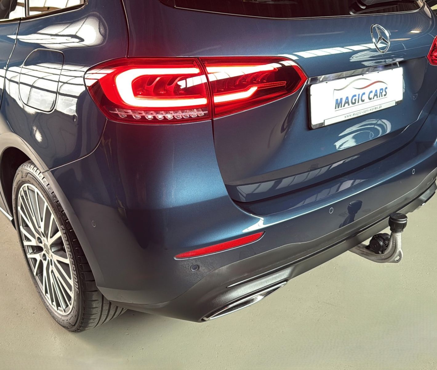 Fahrzeugabbildung Mercedes-Benz B 180 d 8G-DCT Progressive *Leder*Pano*AHK*Sth.*