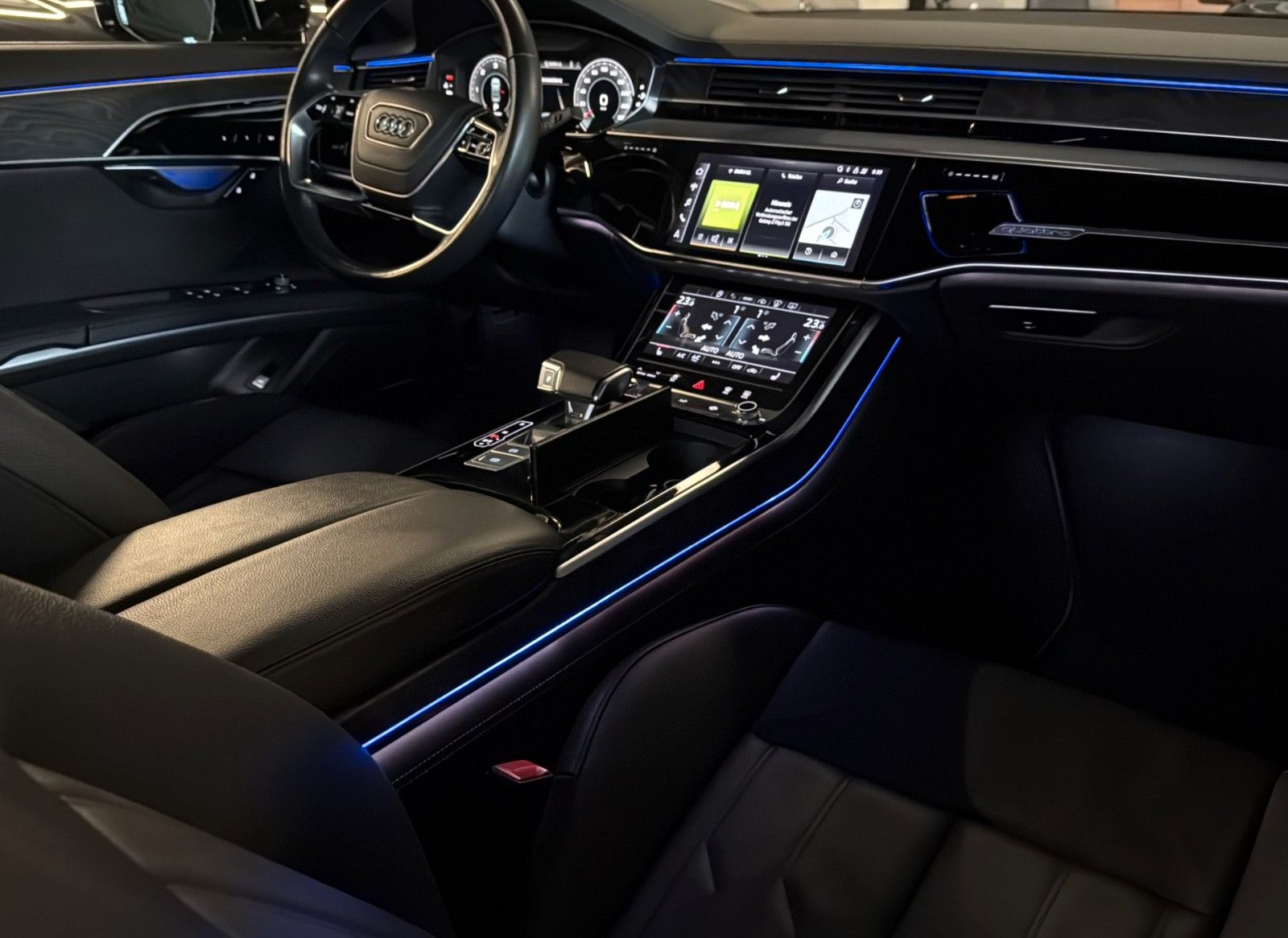 Fahrzeugabbildung Audi A8 50 TDI quattro*Pano*Luft*Softclose*B&O*360