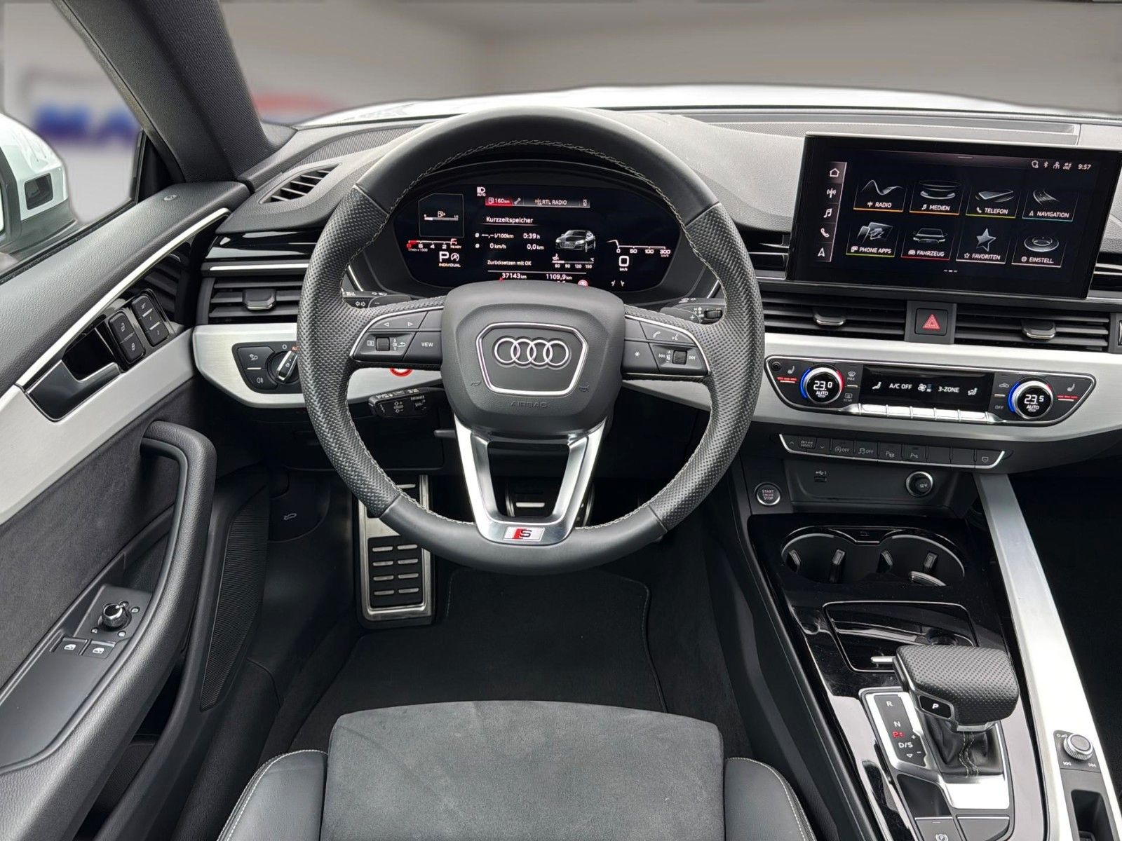 Fahrzeugabbildung Audi A5 Coupe 45TFSI quattro S line *Pano*Matrix*360°