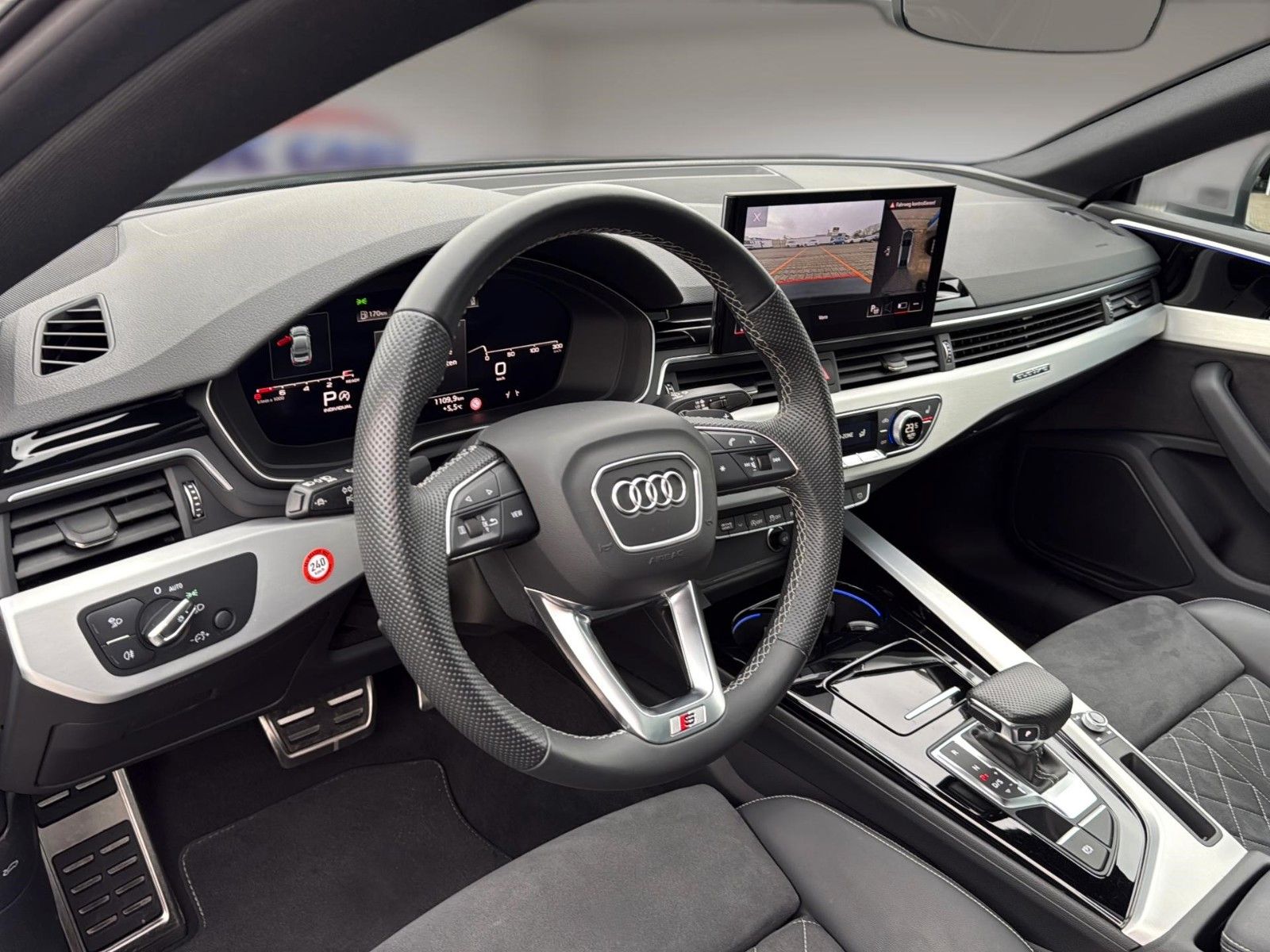 Fahrzeugabbildung Audi A5 Coupe 45TFSI quattro S line *Pano*Matrix*360°