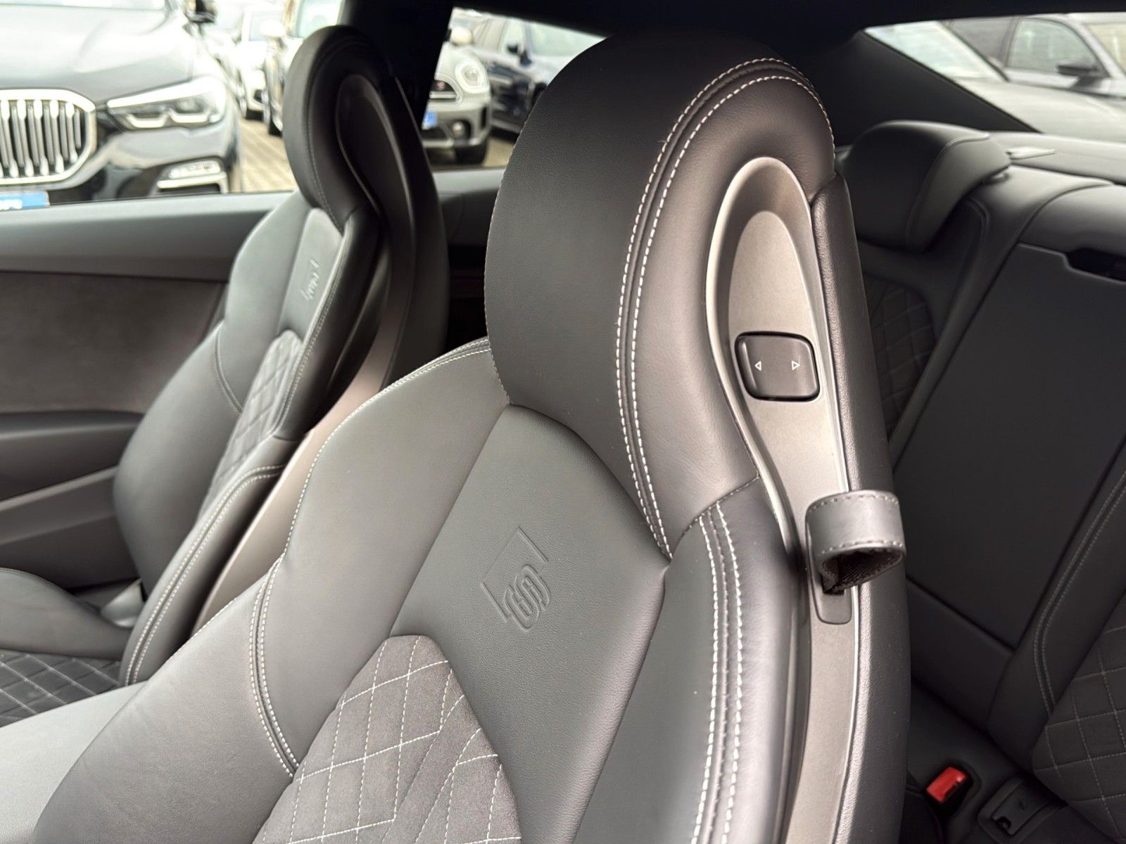 Fahrzeugabbildung Audi A5 Coupe 45TFSI quattro S line *Pano*Matrix*360°