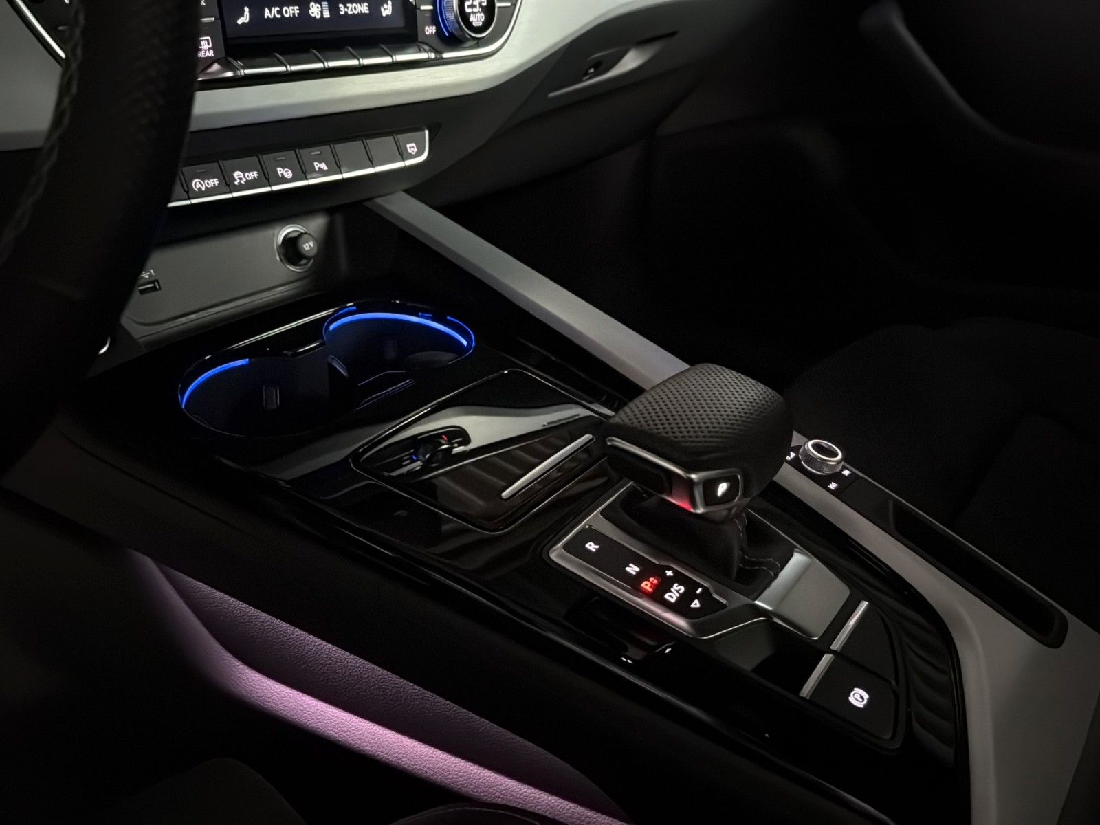 Fahrzeugabbildung Audi A5 Coupe 45TFSI quattro S line *Pano*Matrix*360°