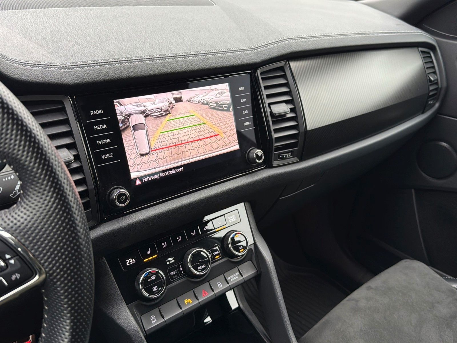 Fahrzeugabbildung SKODA Kodiaq 2.0 TDI Sportline *Matrix*Virtual*Kamera*