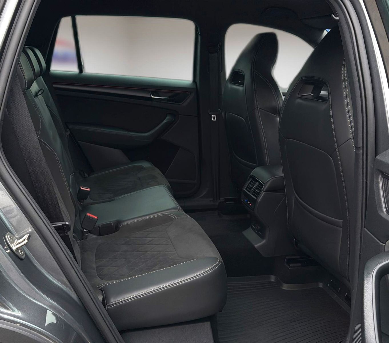 Fahrzeugabbildung SKODA Kodiaq 2.0 TDI Sportline *Matrix*Virtual*Kamera*