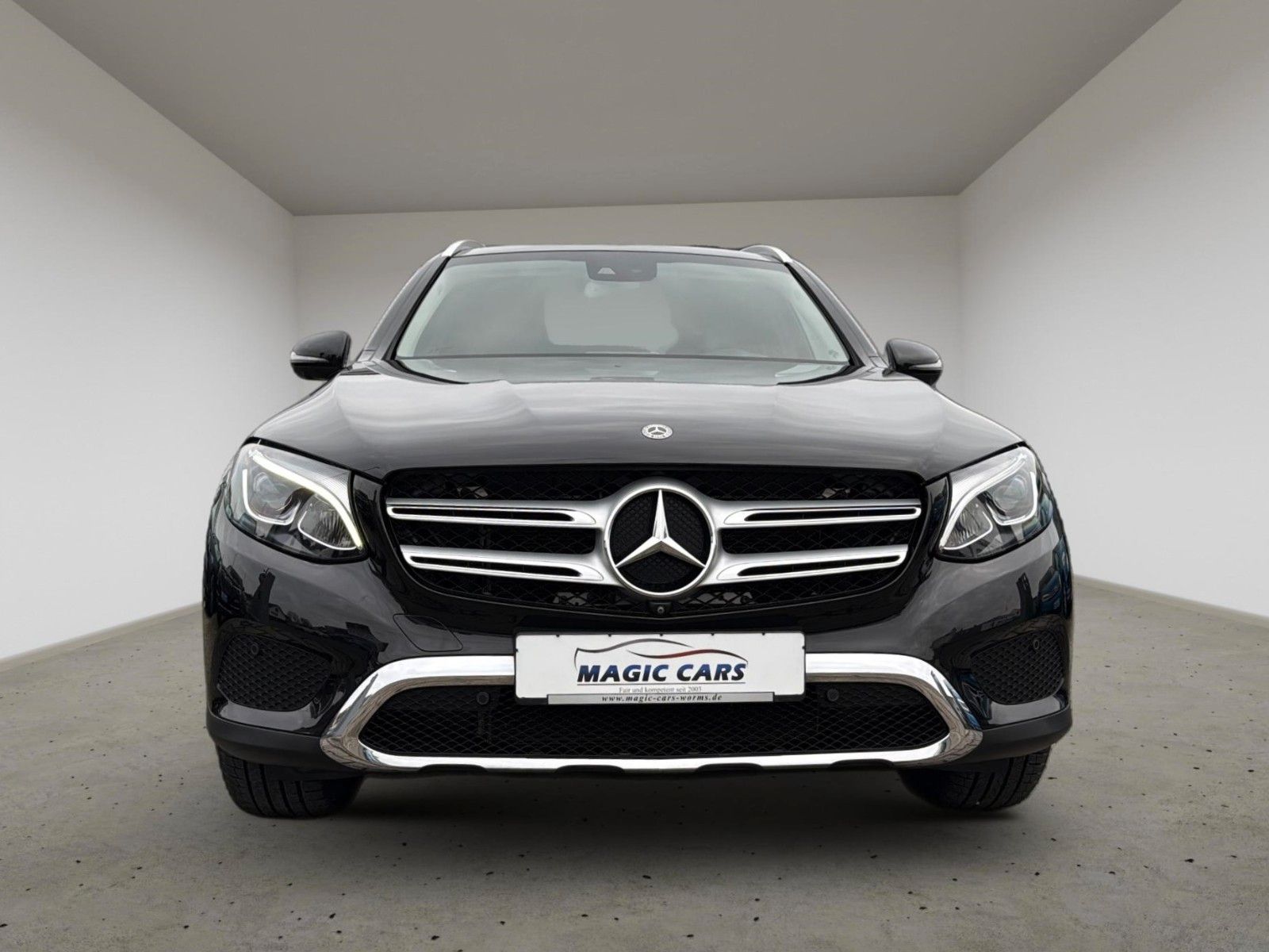 Fahrzeugabbildung Mercedes-Benz GLC 350 d 4Matic AMG Style Int. *Pano*Stand*AHK*